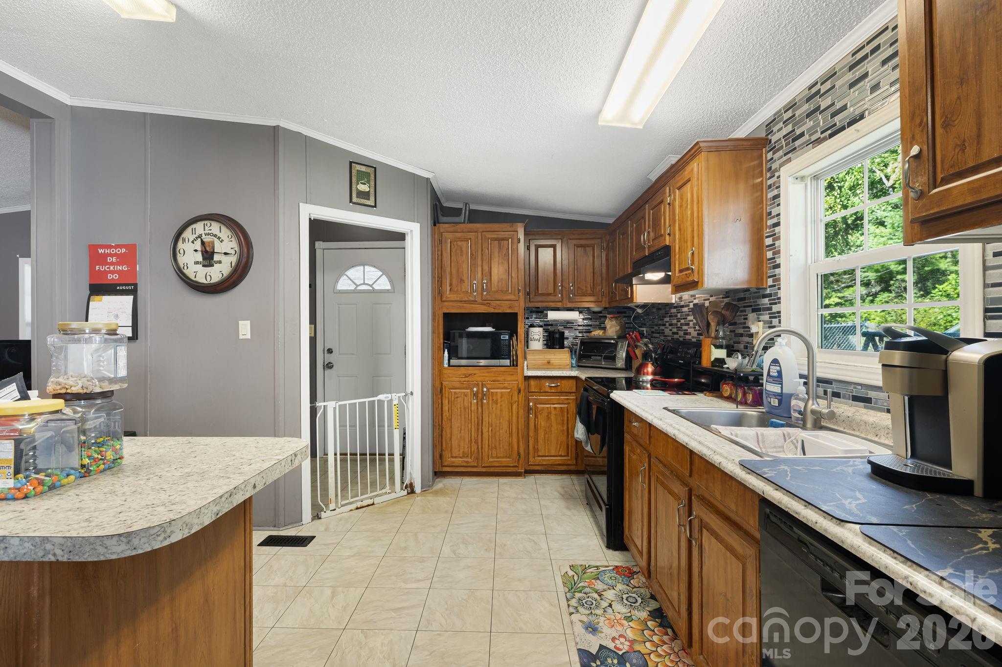 96 Fallswood Court Property Photo 27
