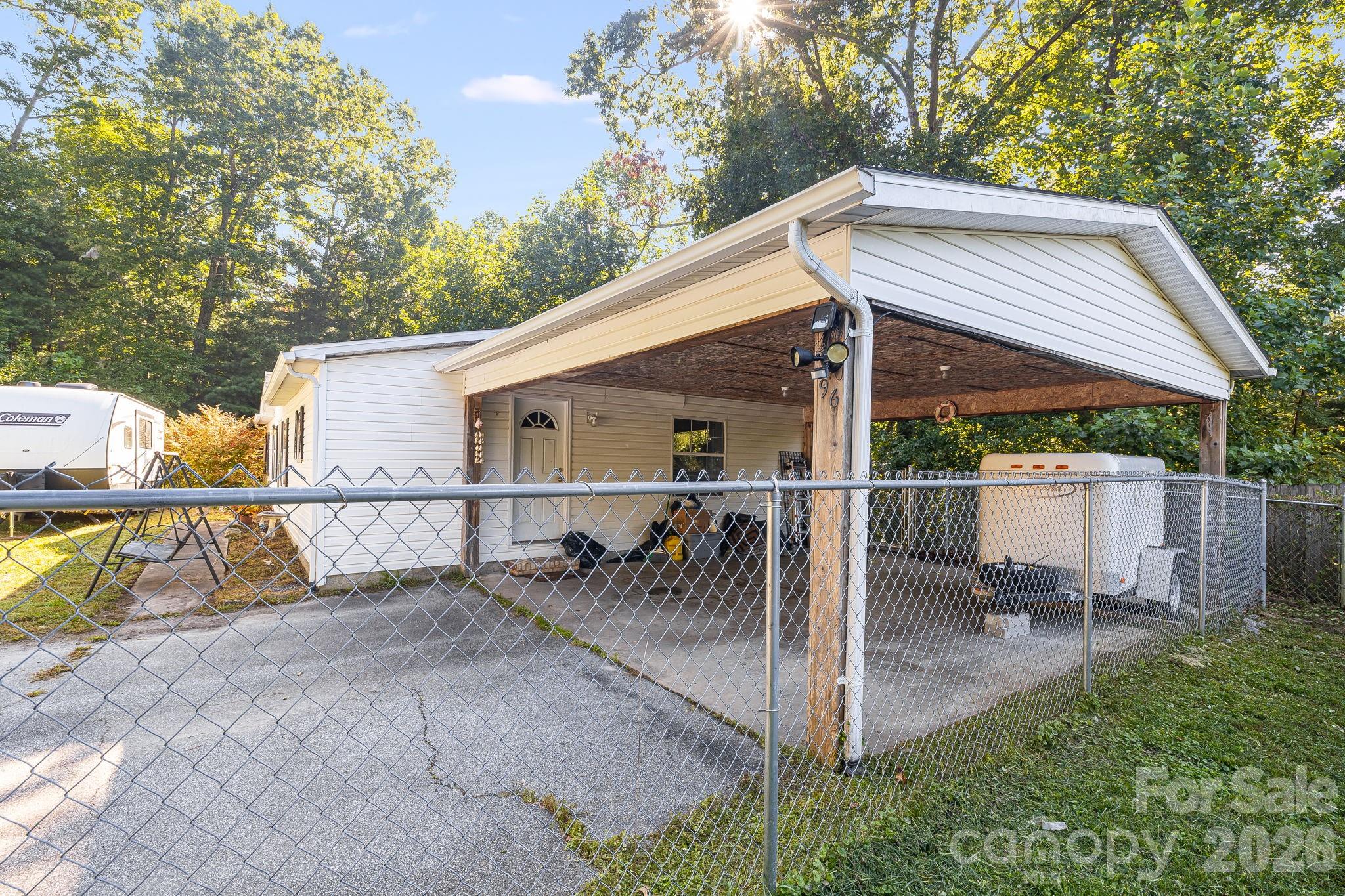 96 Fallswood Court Property Photo 39