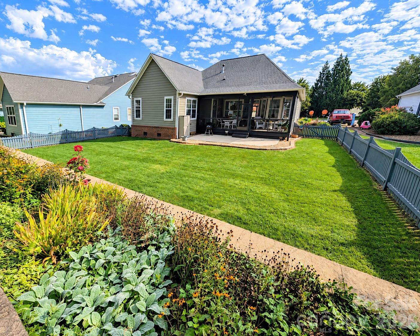 103 Henrys Glen Drive Property Photo 42