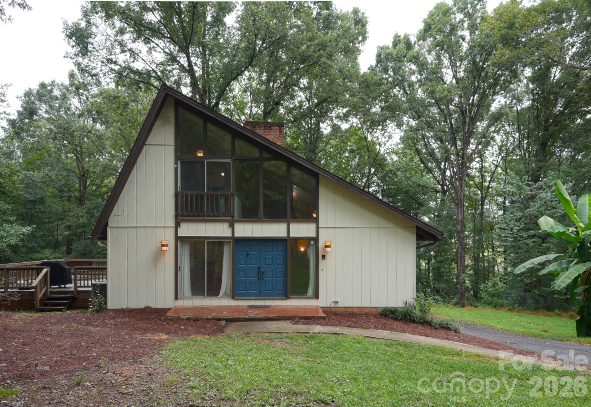 7 Brookwood Lane Property Photo 1