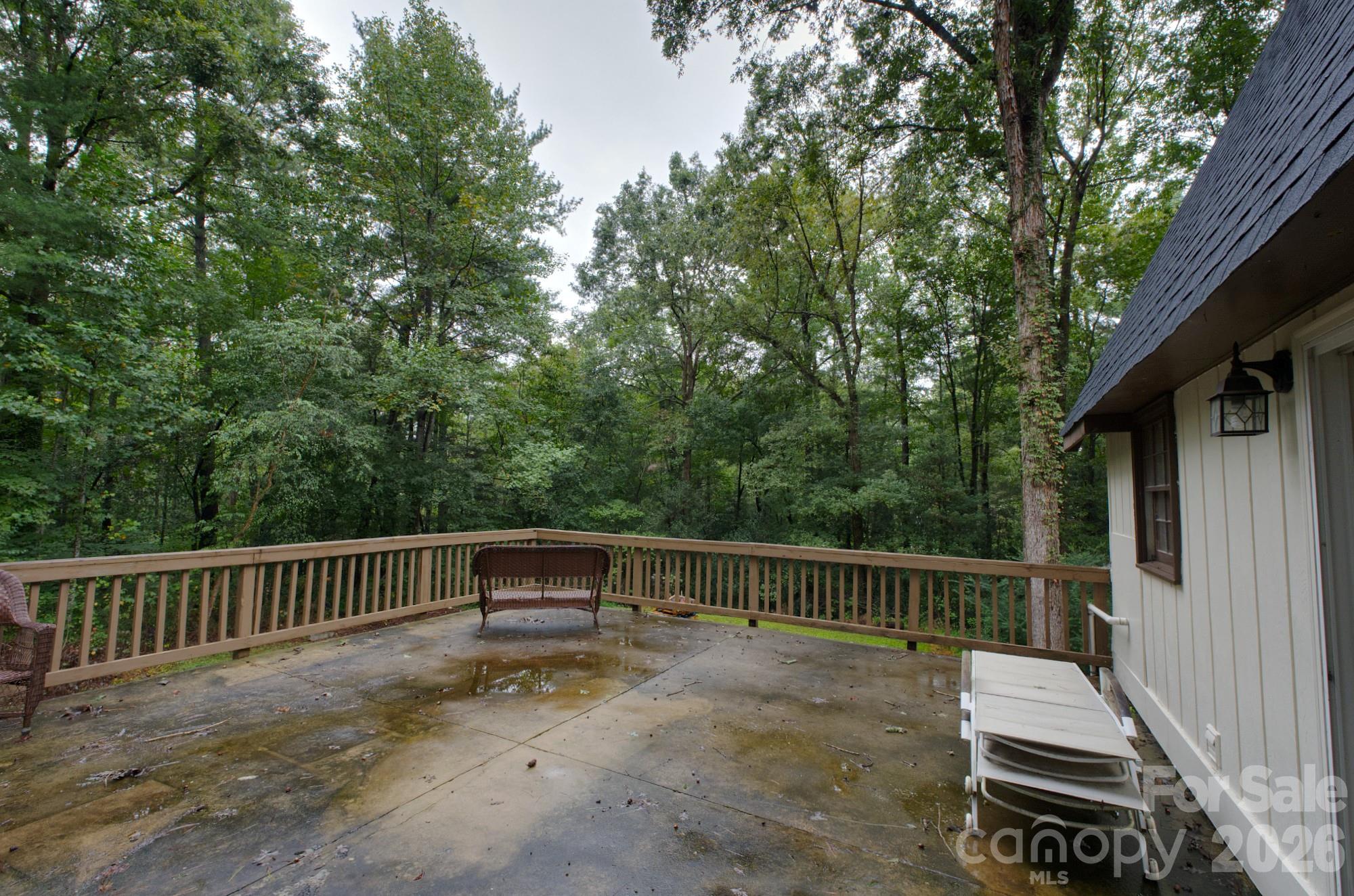 7 Brookwood Lane Property Photo 7