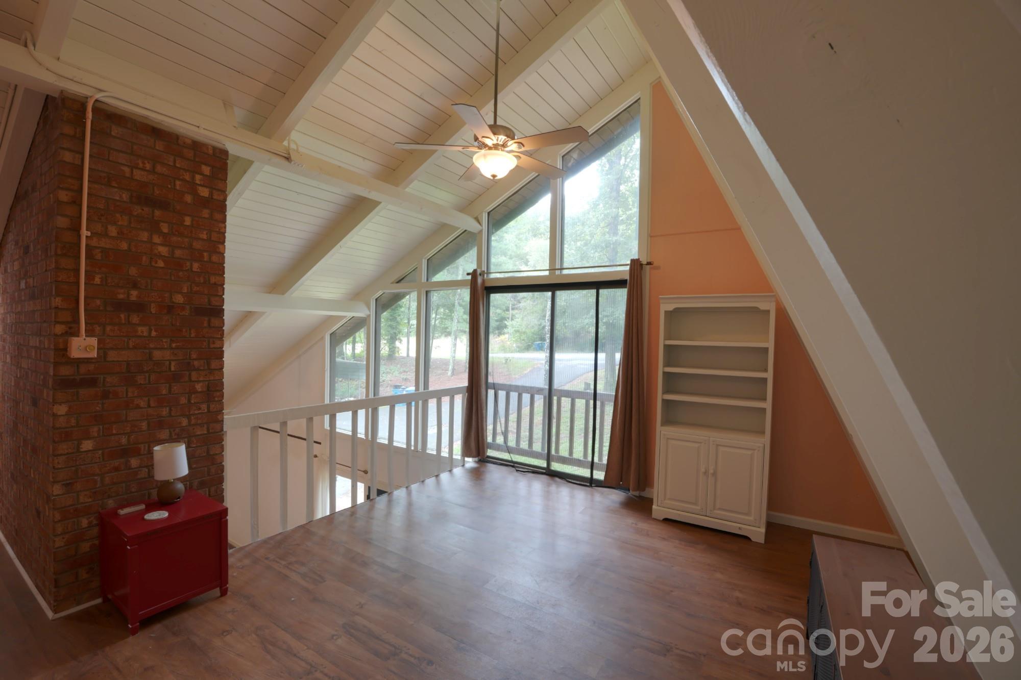 7 Brookwood Lane Property Photo 13