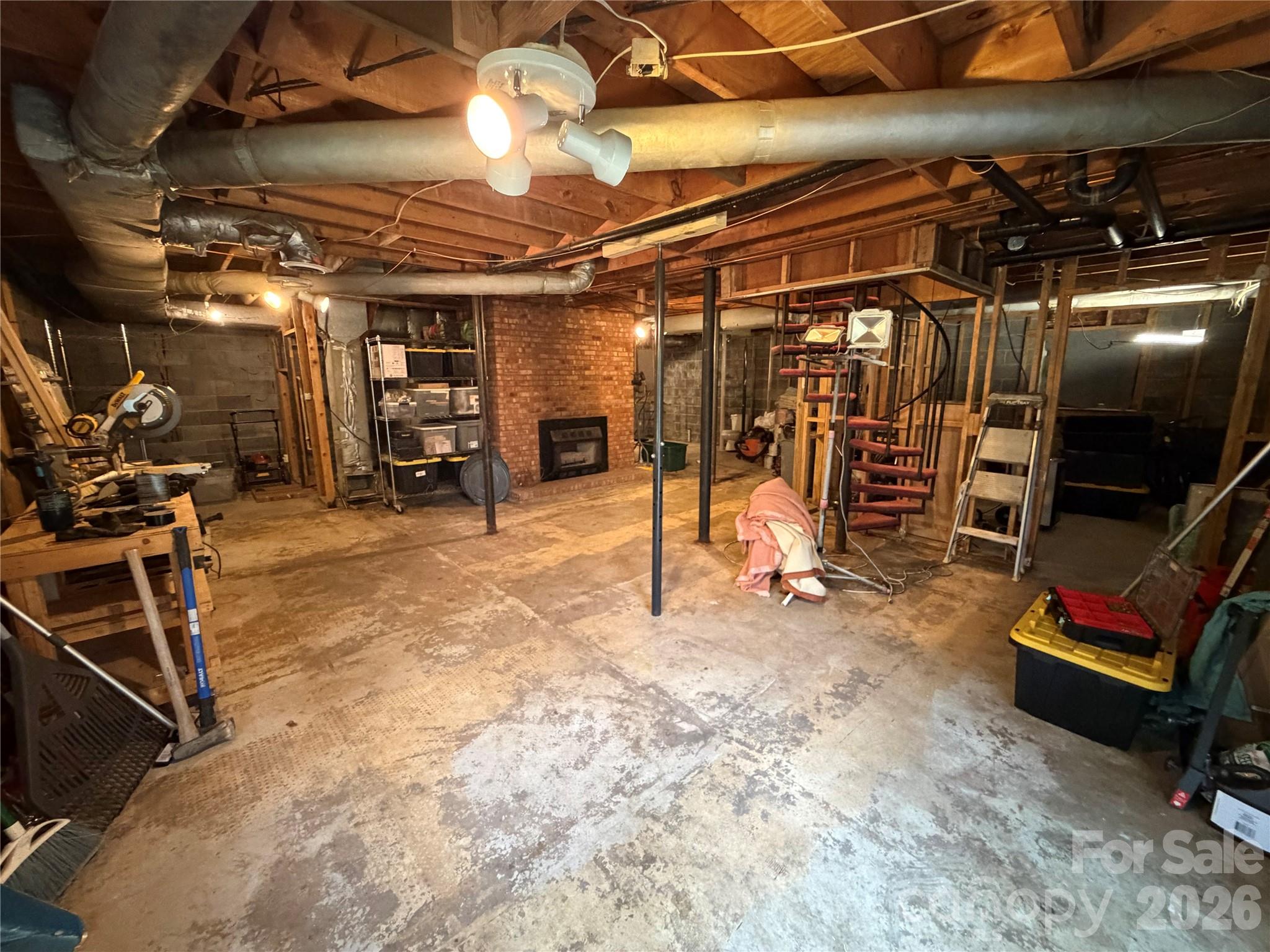 7 Brookwood Lane Property Photo 18