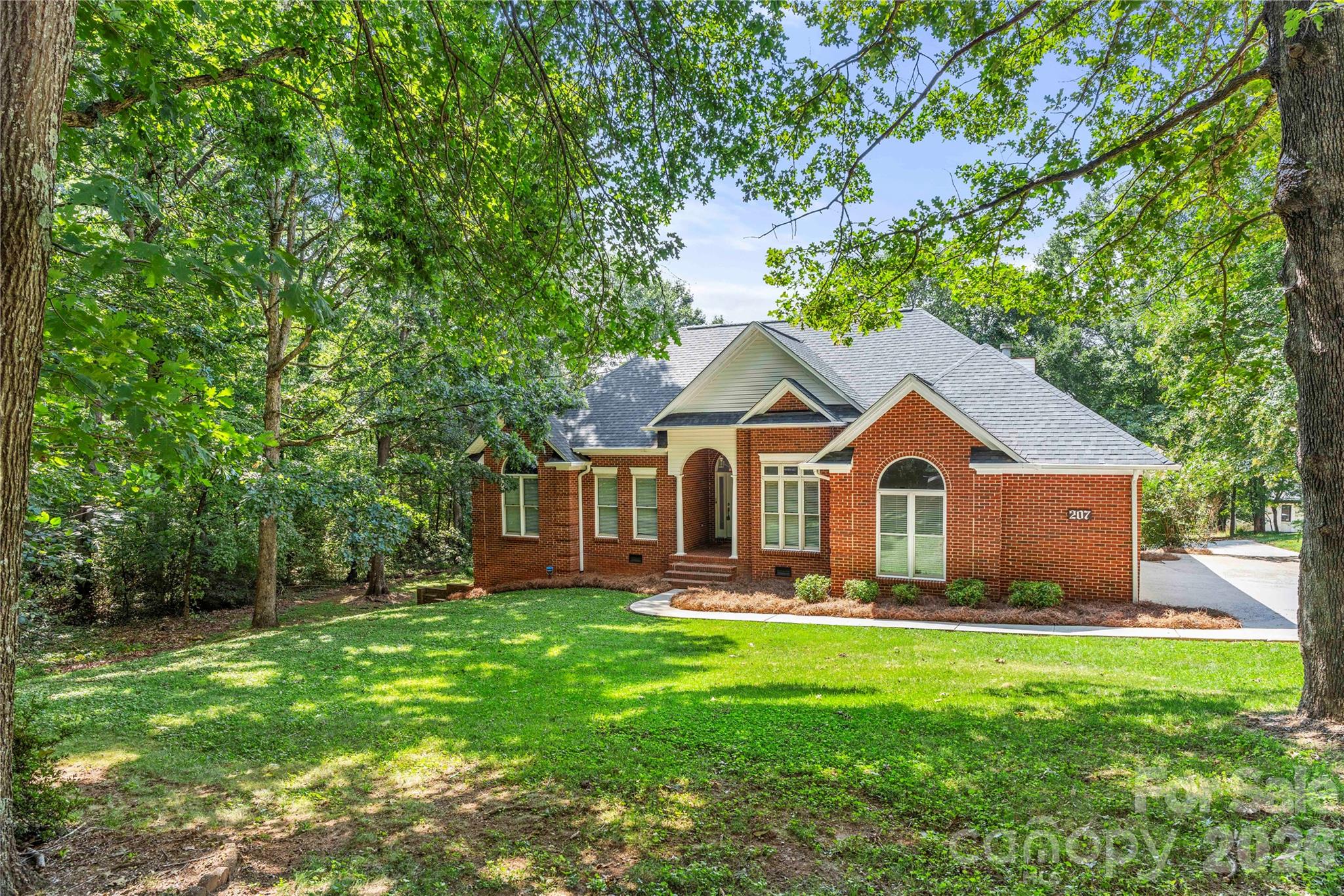 207 Hollow Road Property Photo 3
