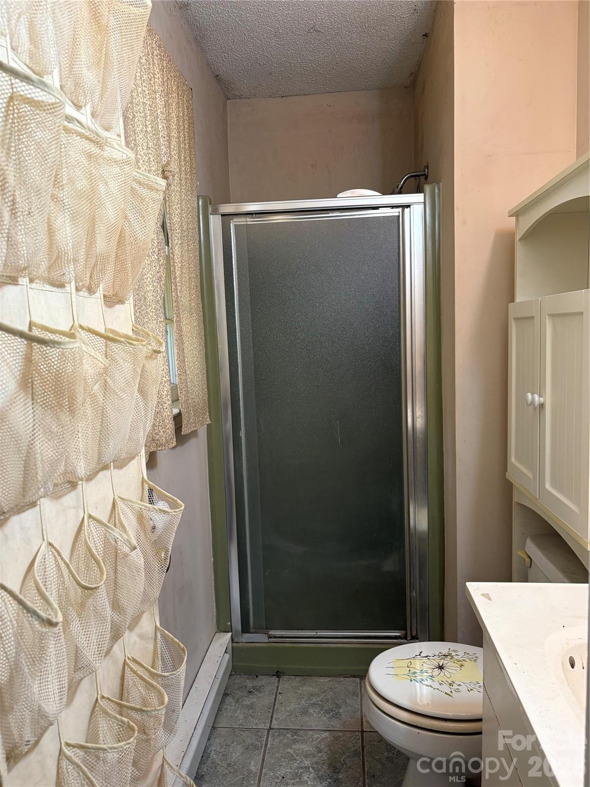 115 Wandering Lane Property Photo 7