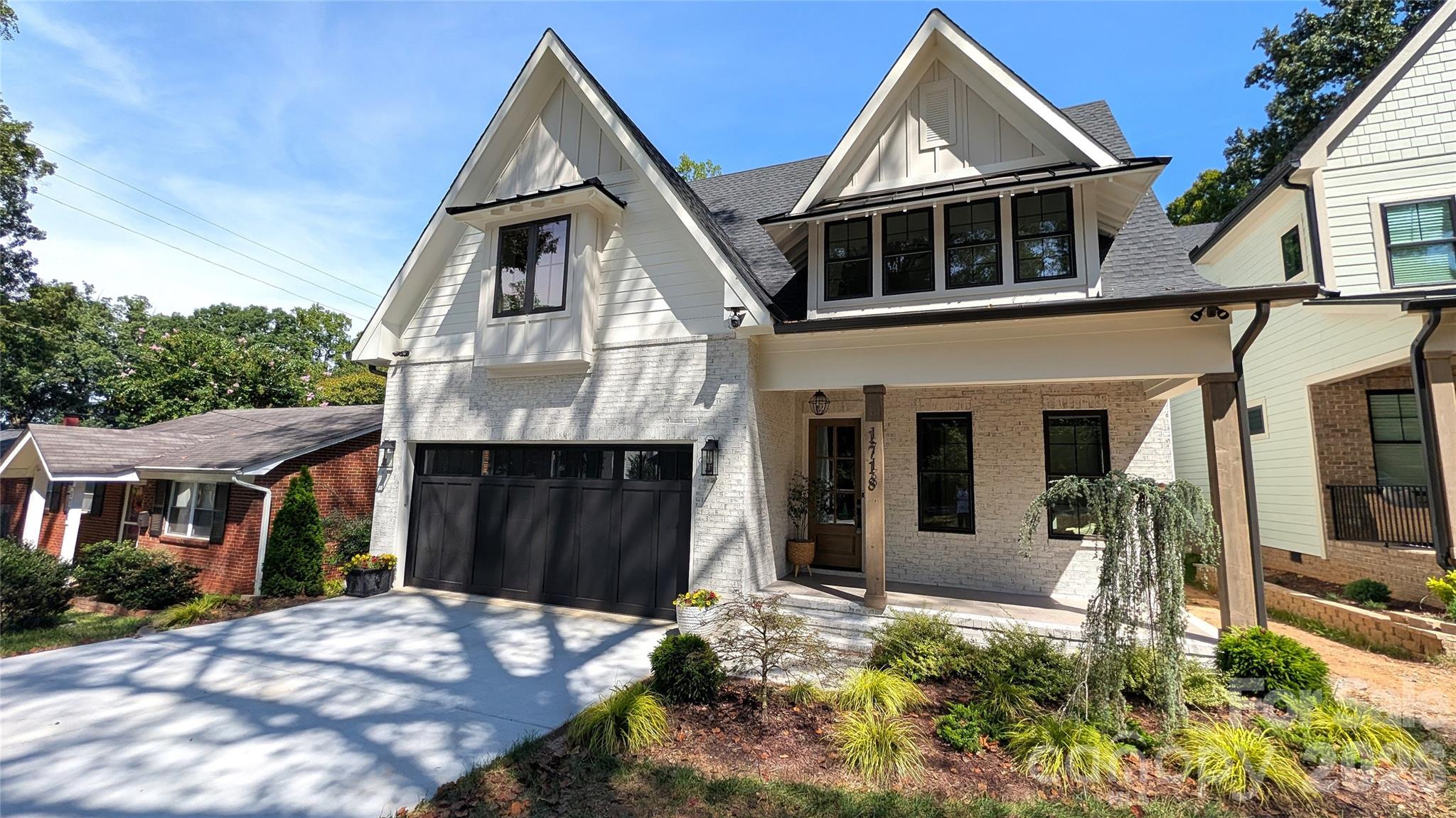 1718 Seifert Circle Property Photo 3