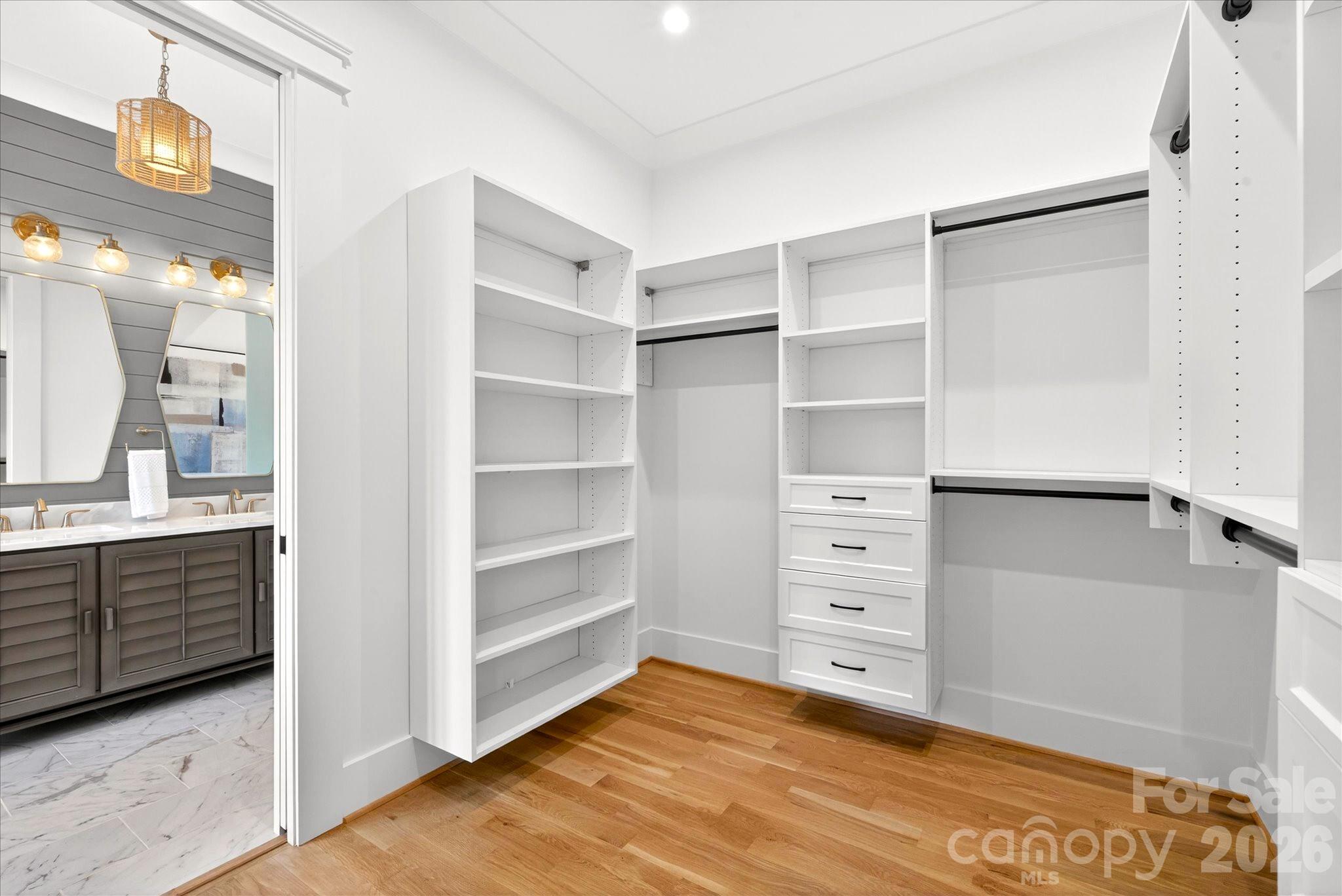 1718 Seifert Circle Property Photo 26