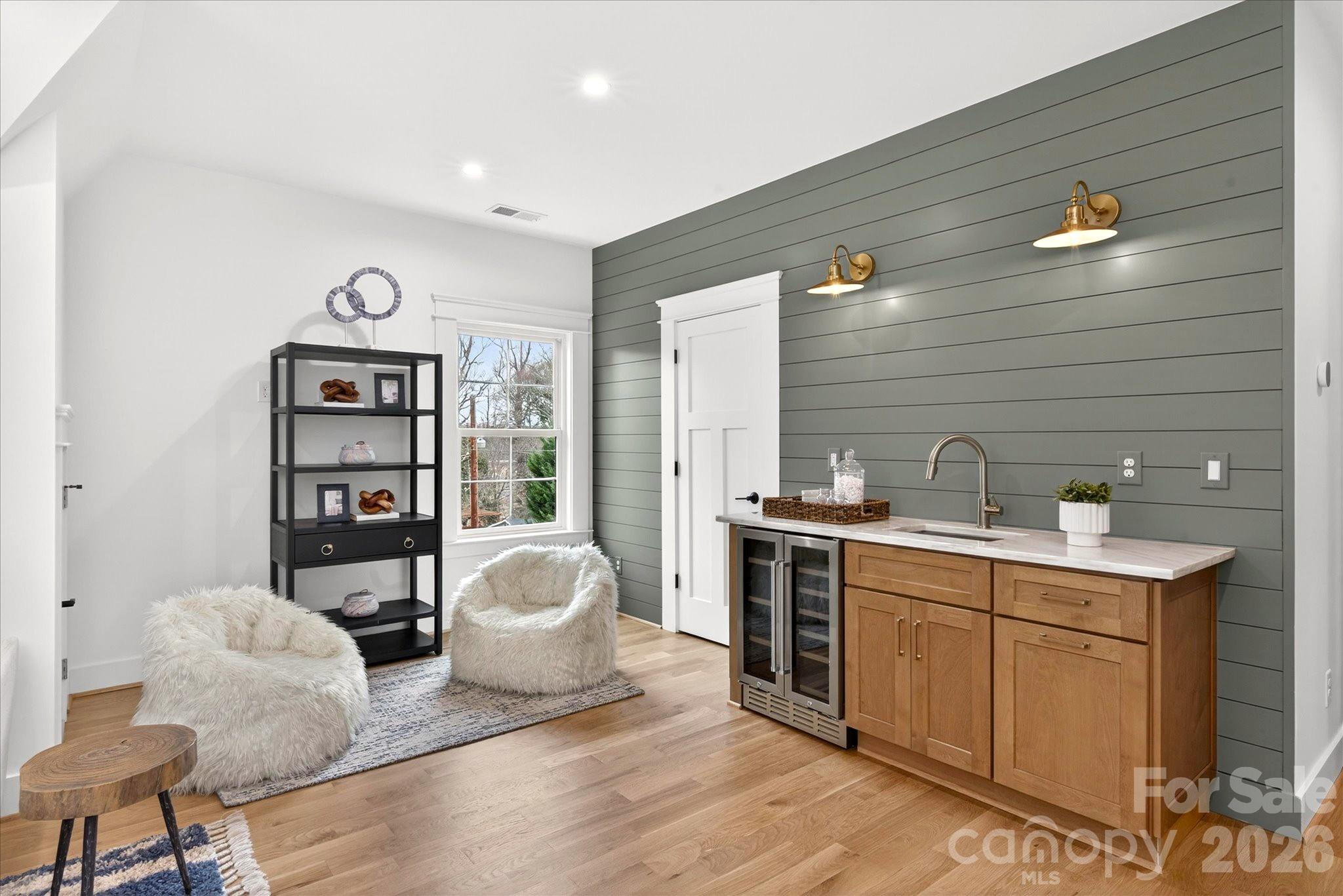 1718 Seifert Circle Property Photo 31
