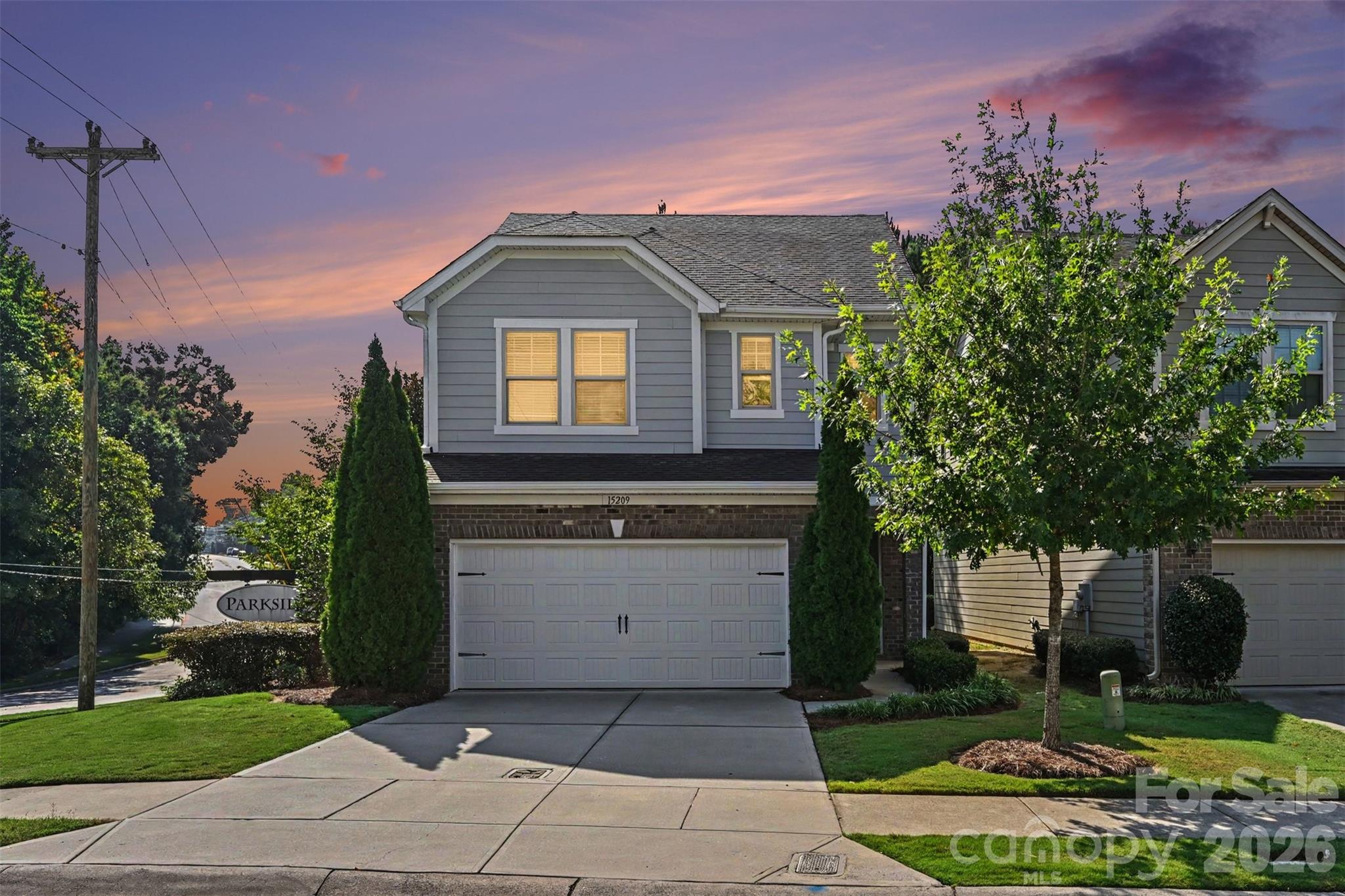15209 Great Future Drive Property Photo 2