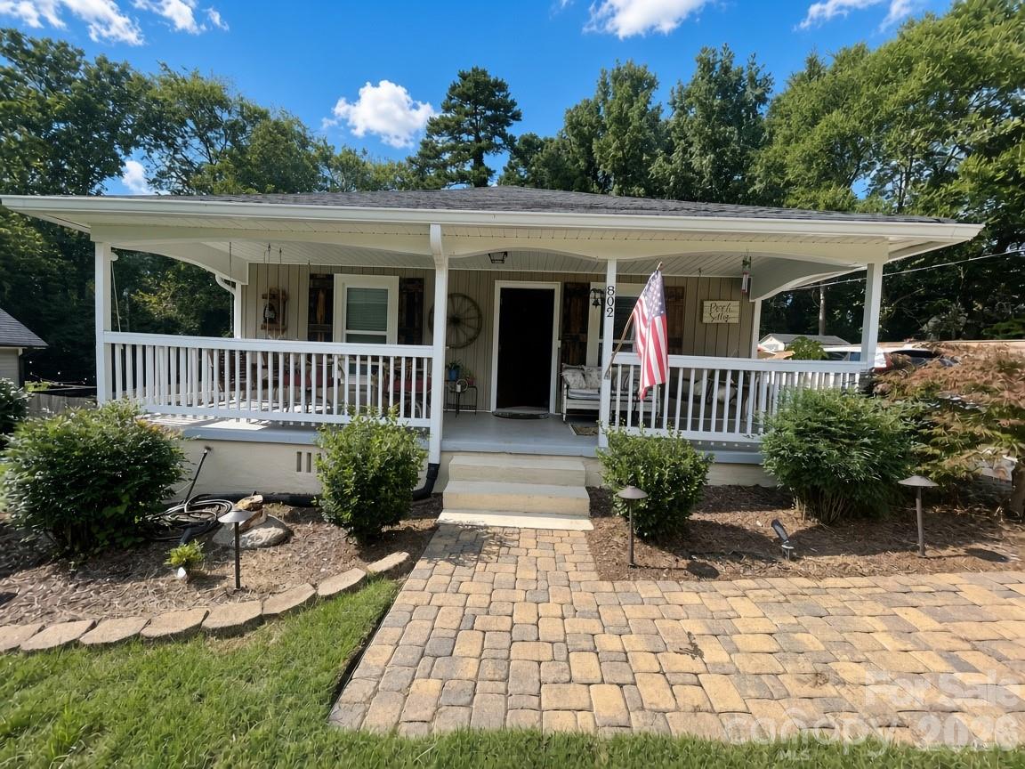 802 Fargo Drive Property Photo 1