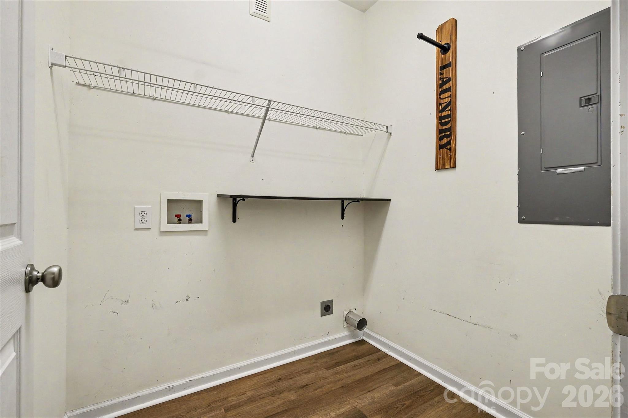 206 Brookstone Way Property Photo 15