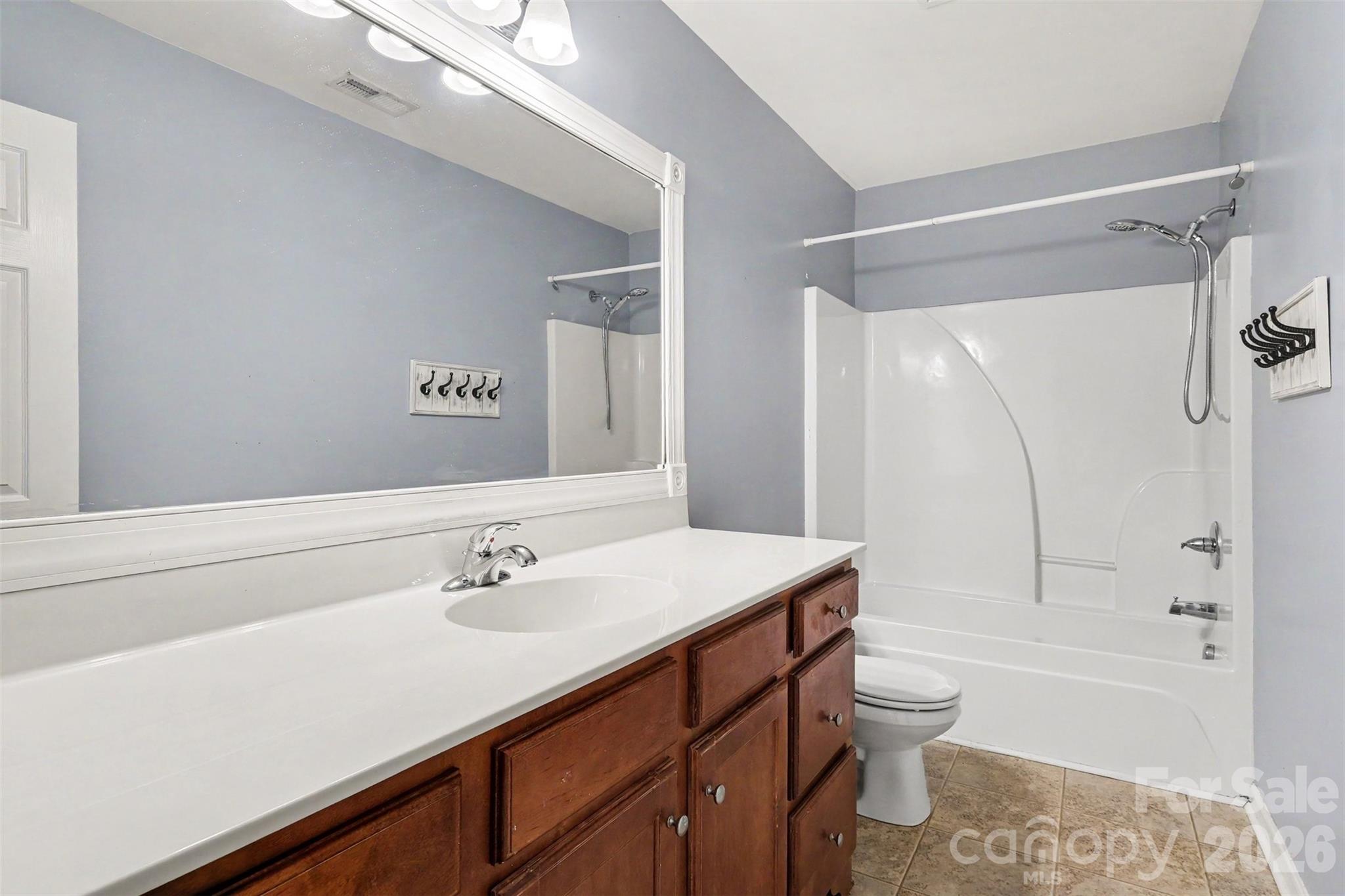 206 Brookstone Way Property Photo 21