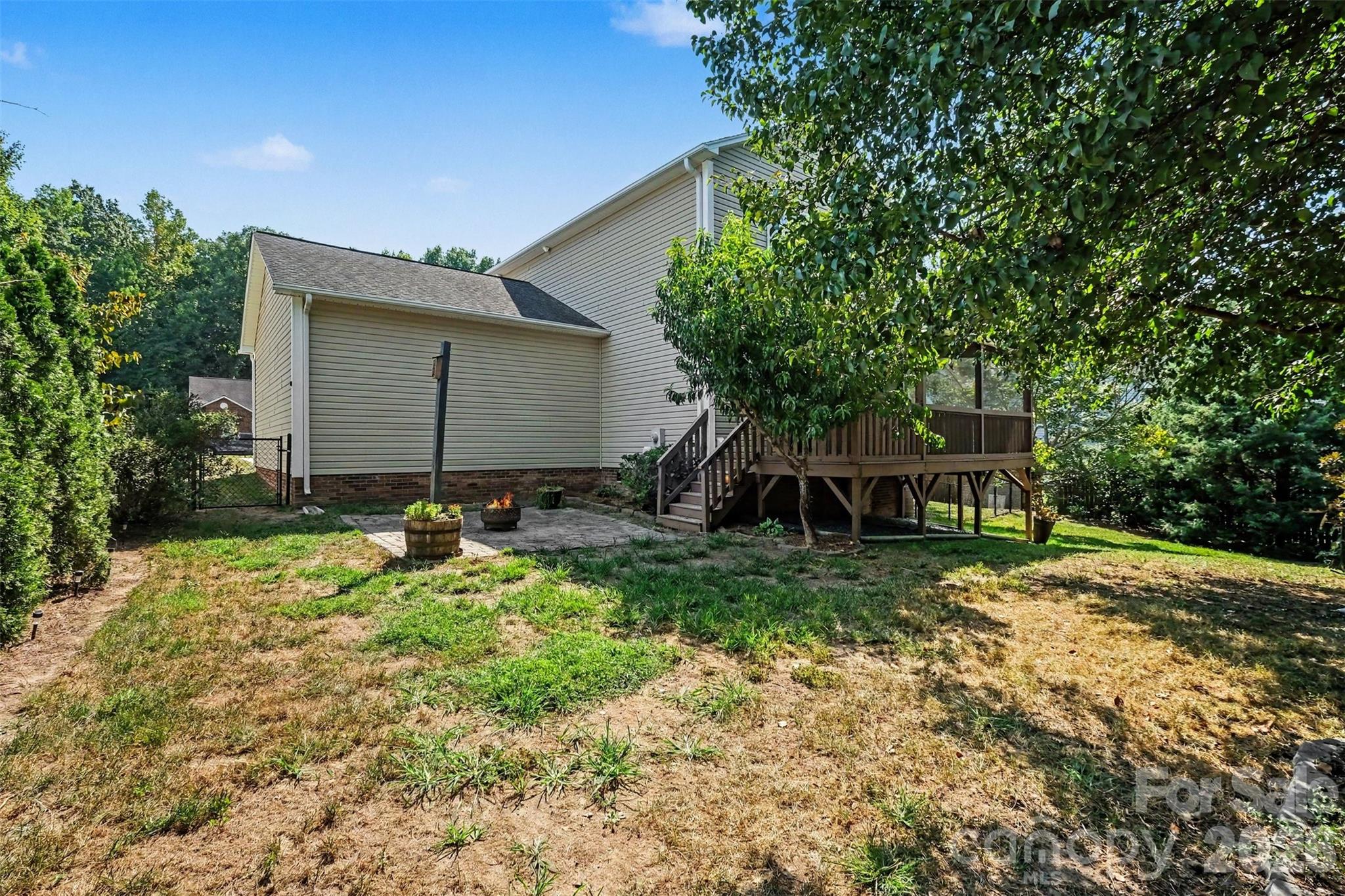 206 Brookstone Way Property Photo 27