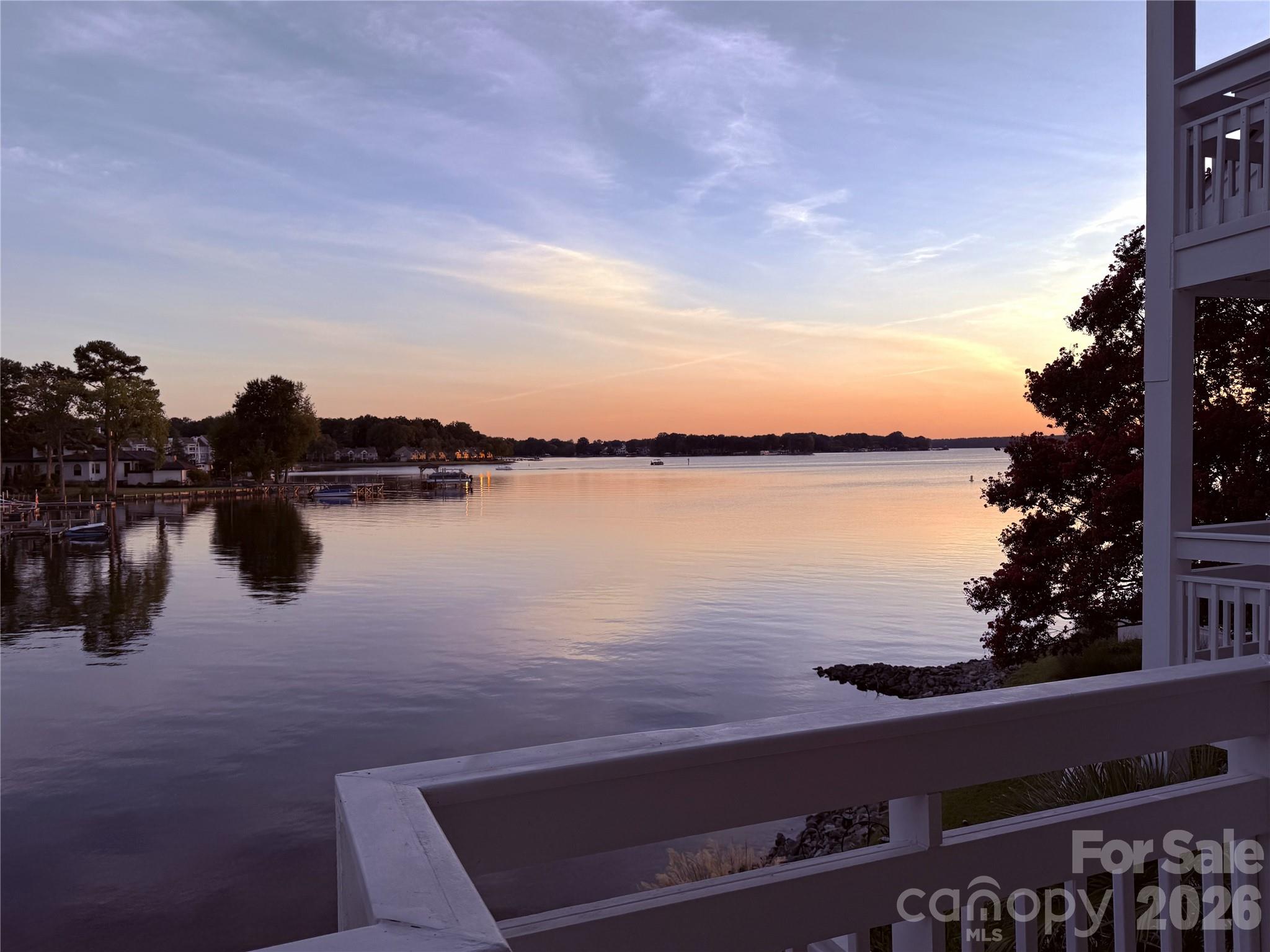 17925 Kings Point Drive D Property Photo 1