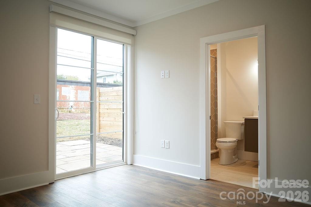 1300 E 10th Street Property Photo 21