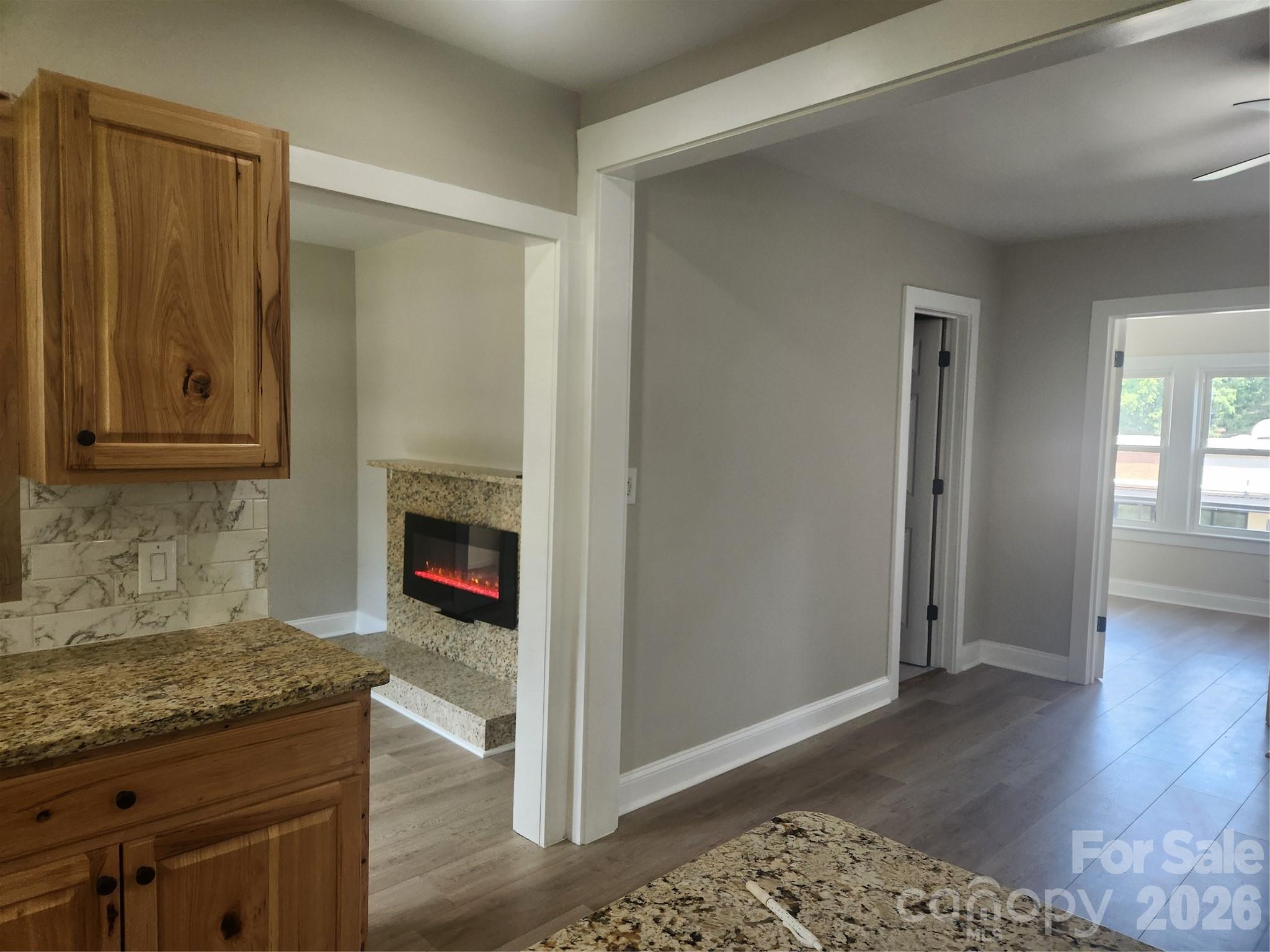 8 N Summit Avenue Property Photo 18
