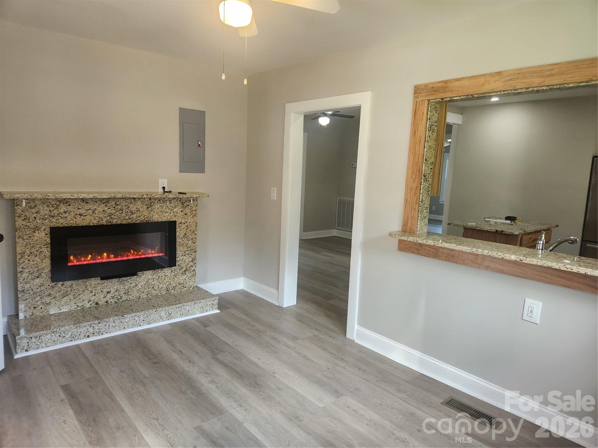 8 N Summit Avenue Property Photo 19