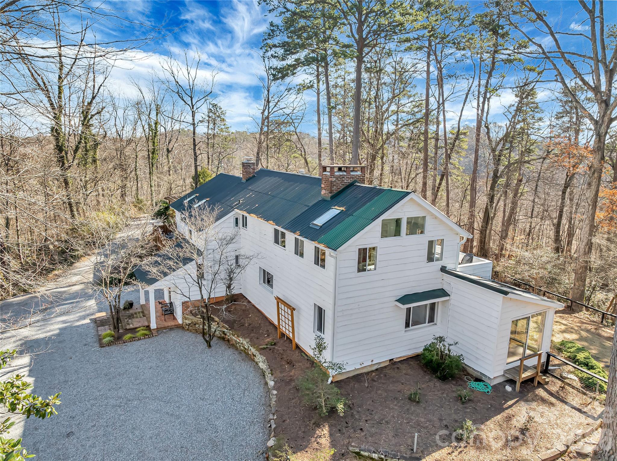 566 Canebrake Road Property Photo 1
