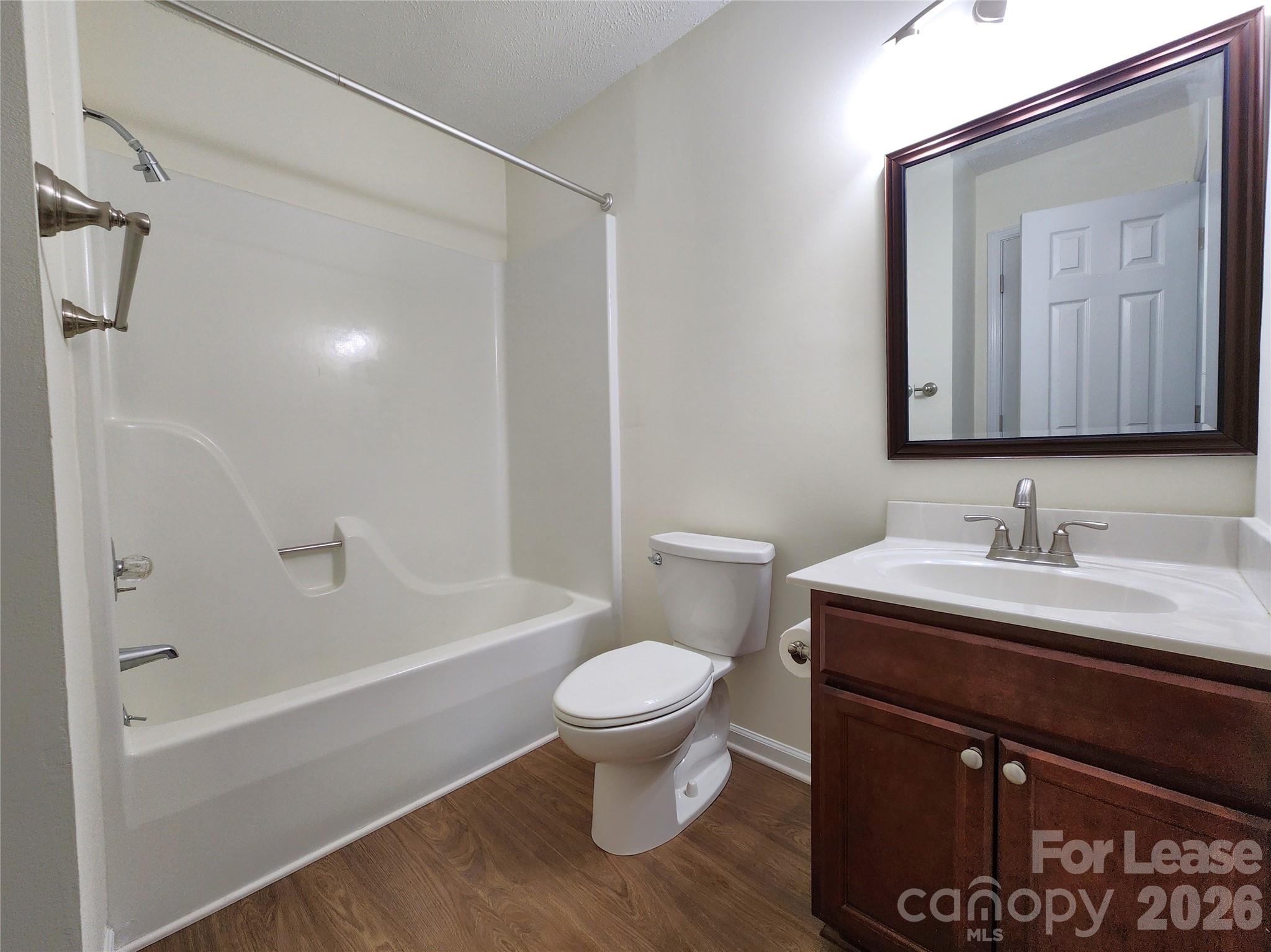 406 E 18th Street Property Photo 13