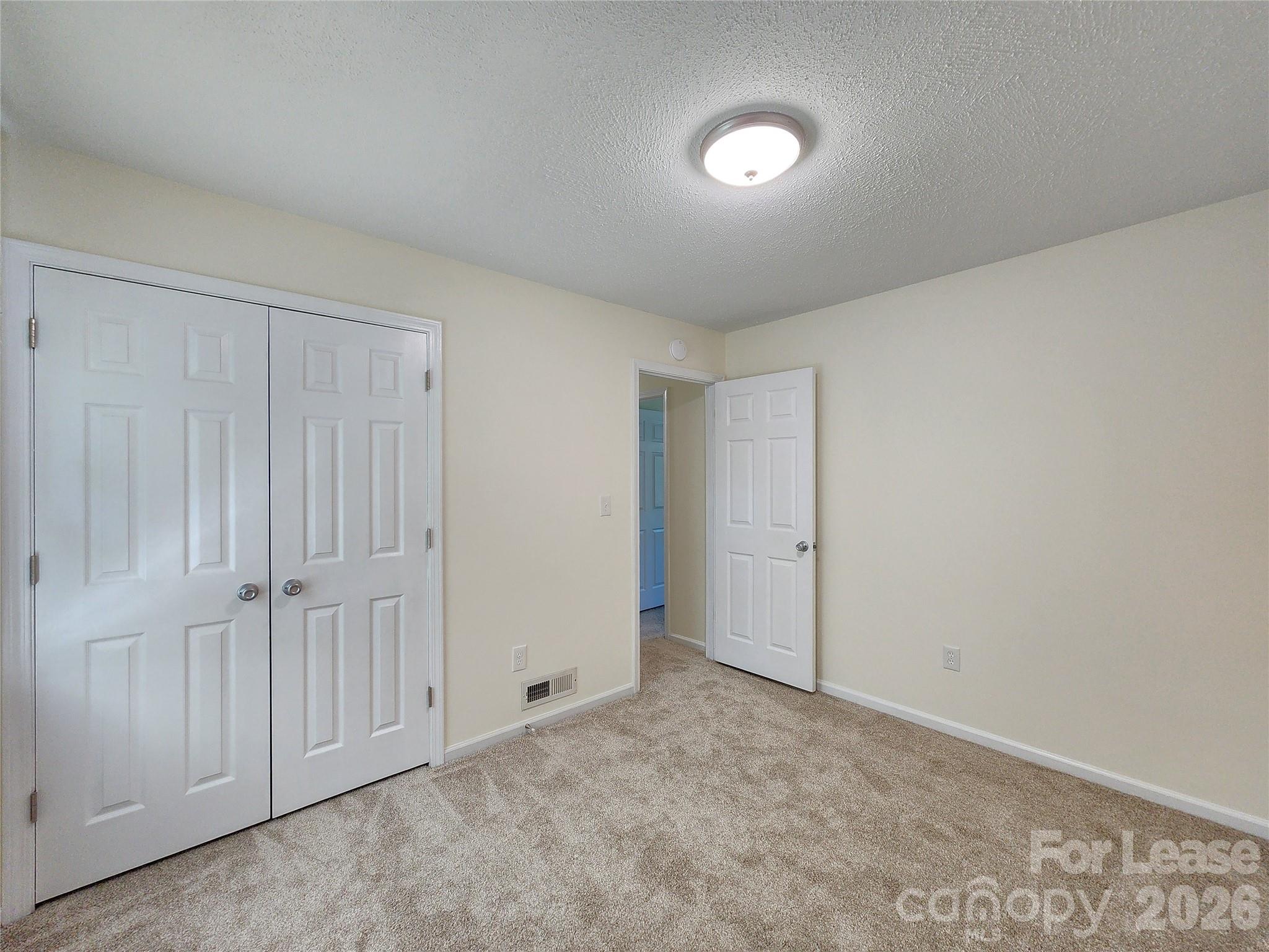 406 E 18th Street Property Photo 15