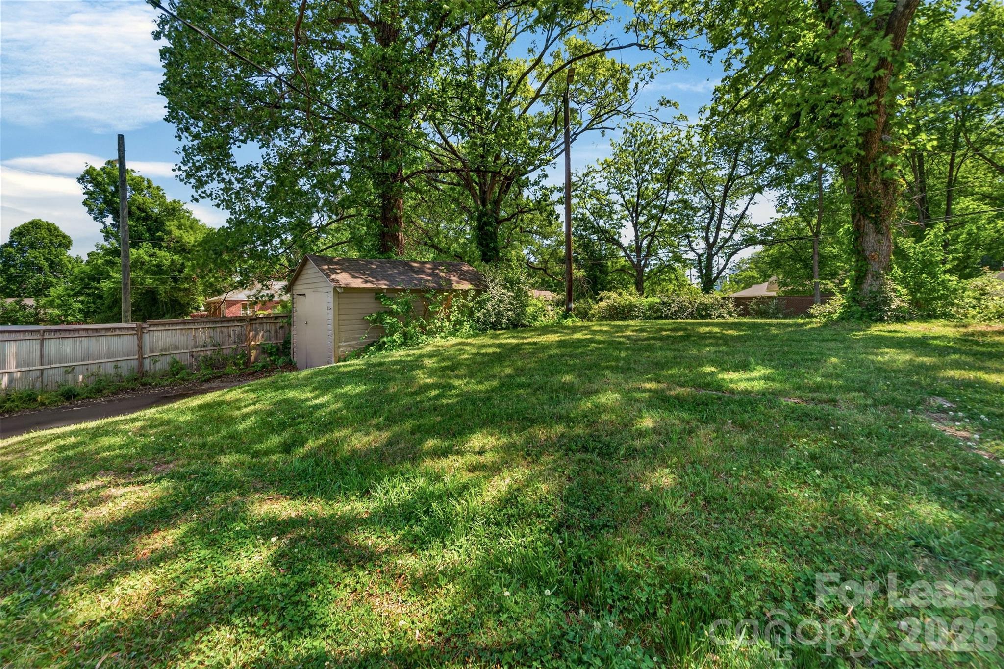 405 Walnut Avenue Property Photo 17