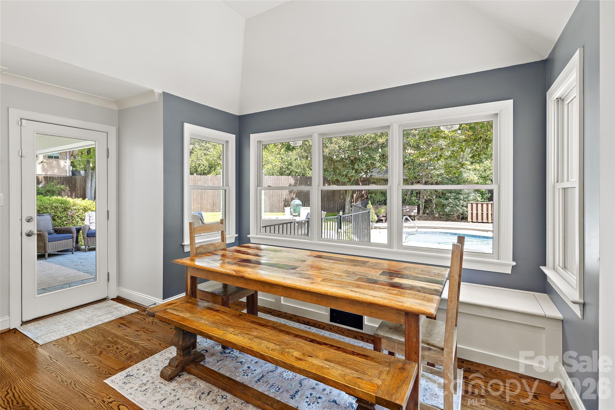 3615 Pickwick Lane Property Photo 16