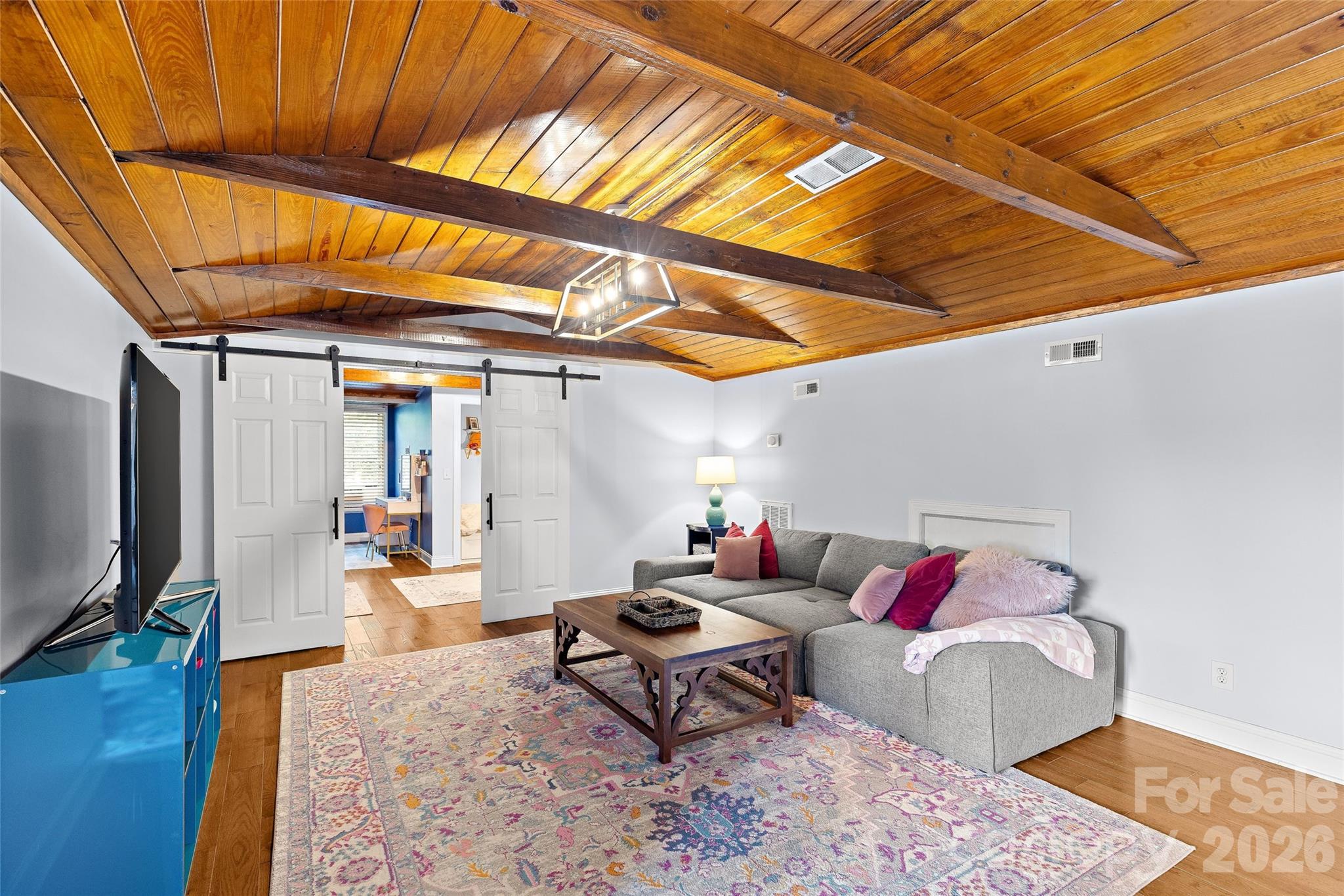 3615 Pickwick Lane Property Photo 33