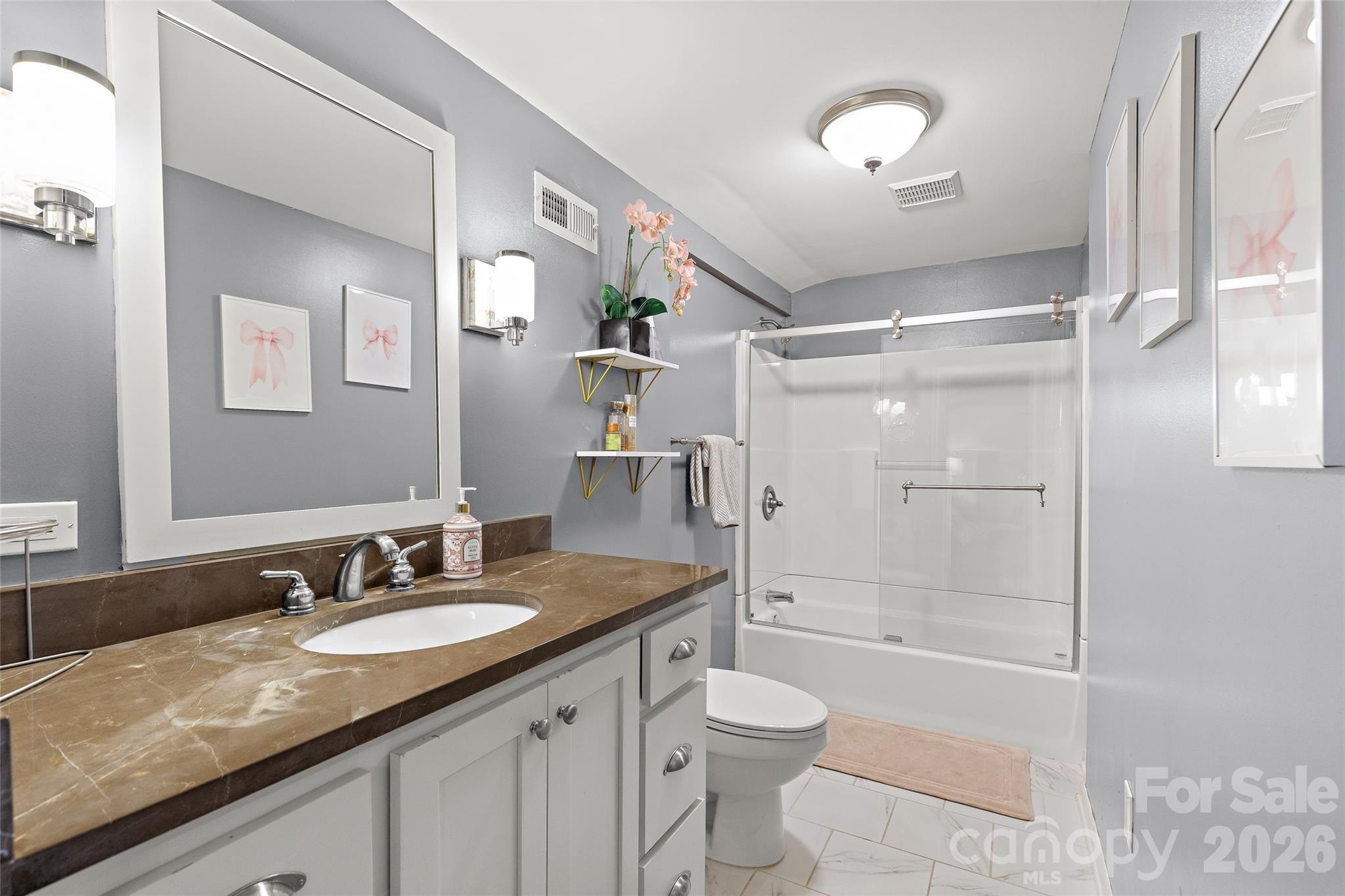 3615 Pickwick Lane Property Photo 36