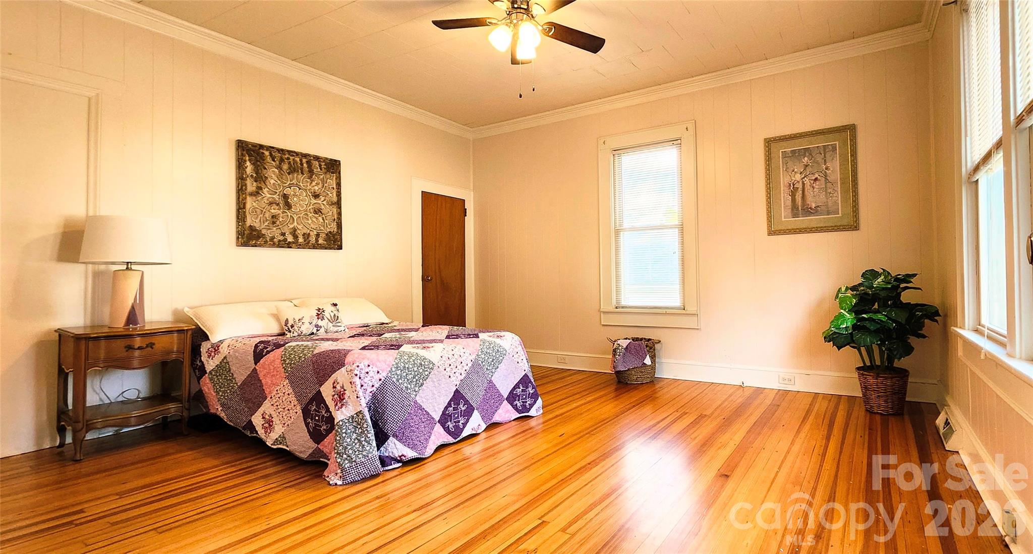 217 Tenth Street Property Photo 8