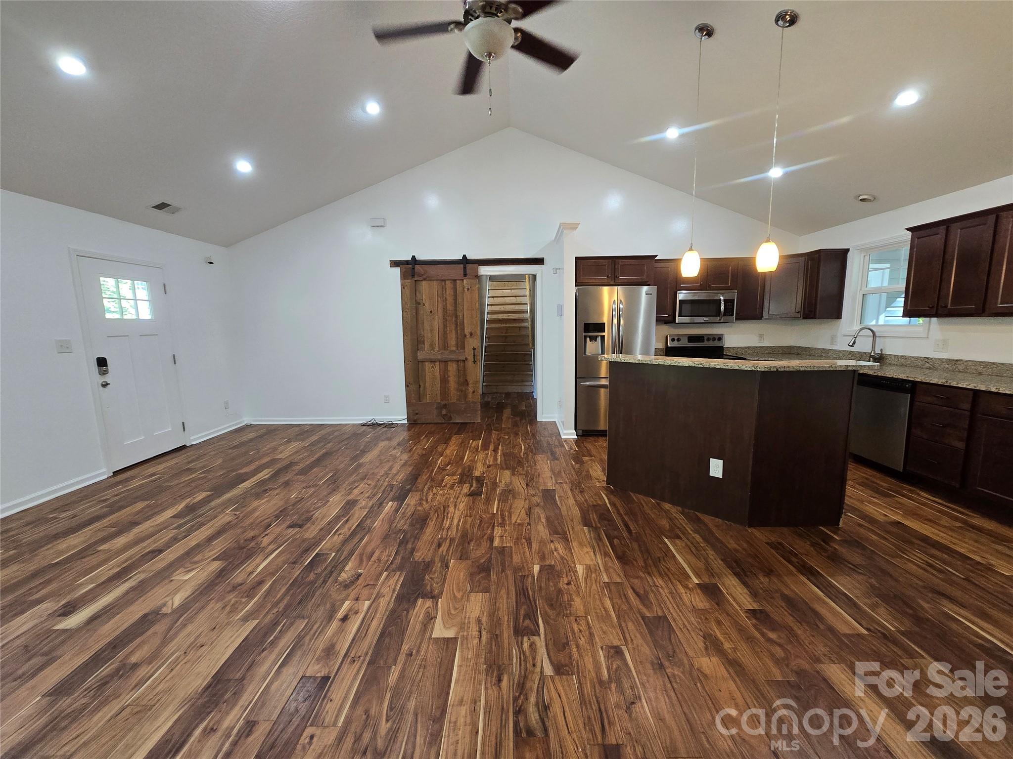 15 Tiki Way Property Photo 2