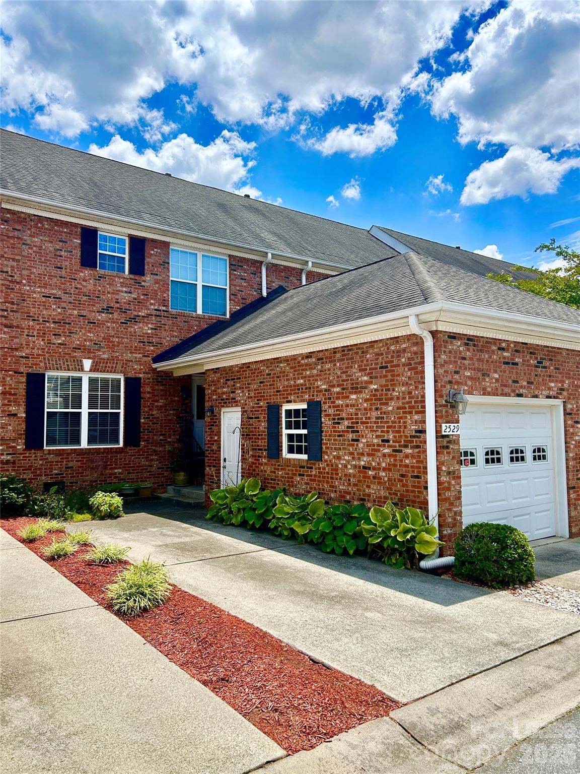 2529 Madeline Meadow Drive Property Photo 1