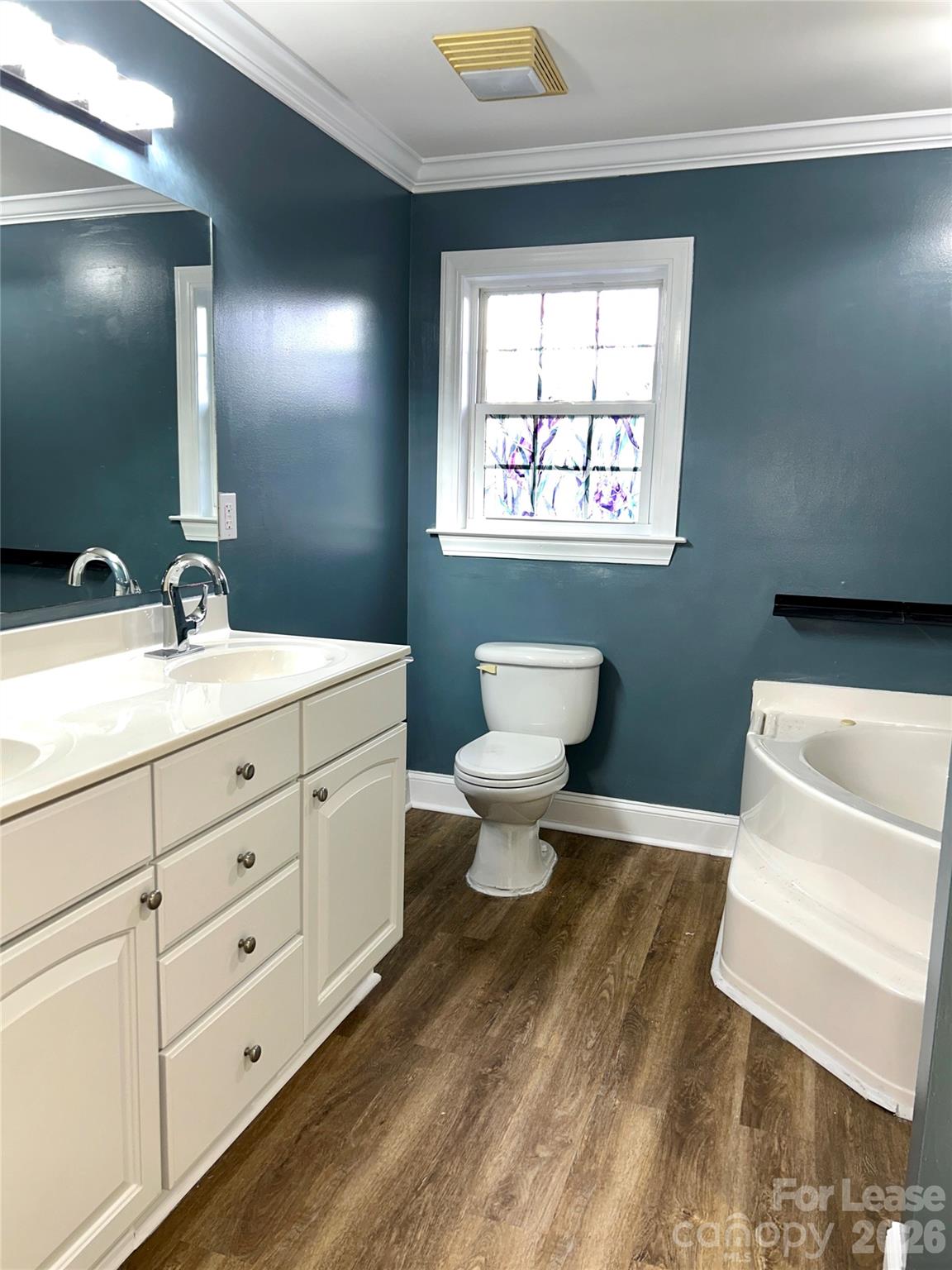 2529 Madeline Meadow Drive Property Photo 13