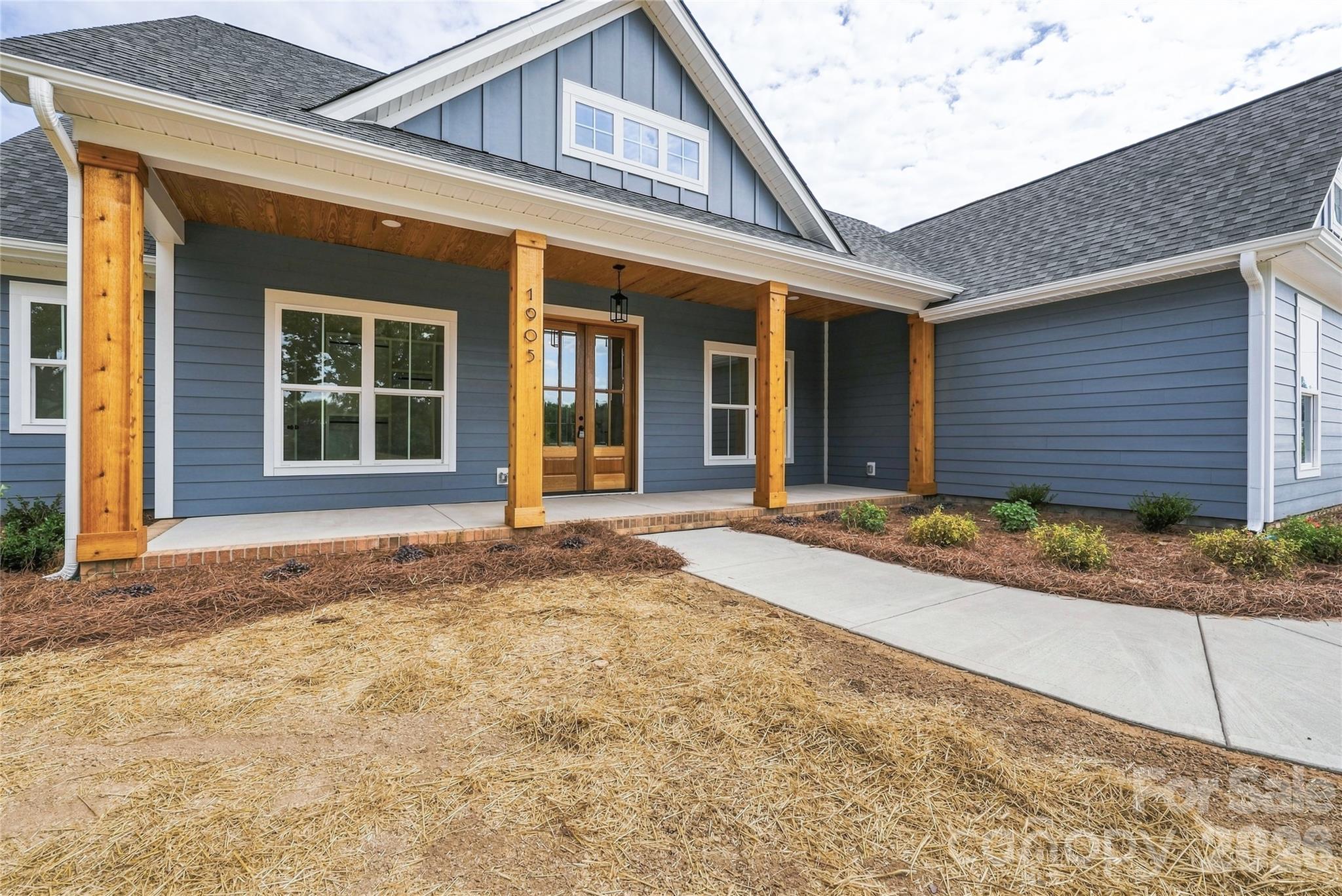 1905 Snyders Store Road Property Photo 2