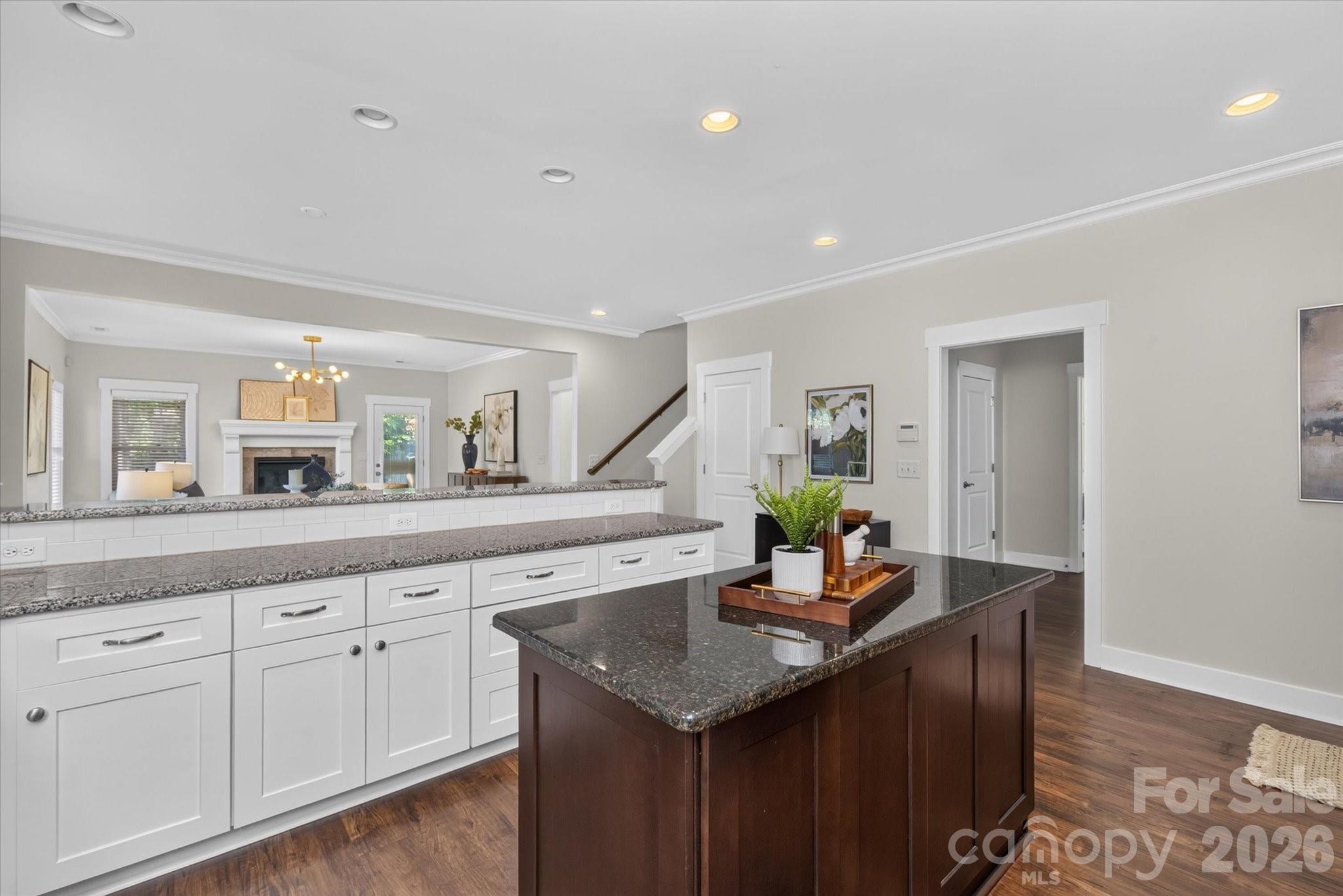 2562 Roseview Lane Property Photo 10