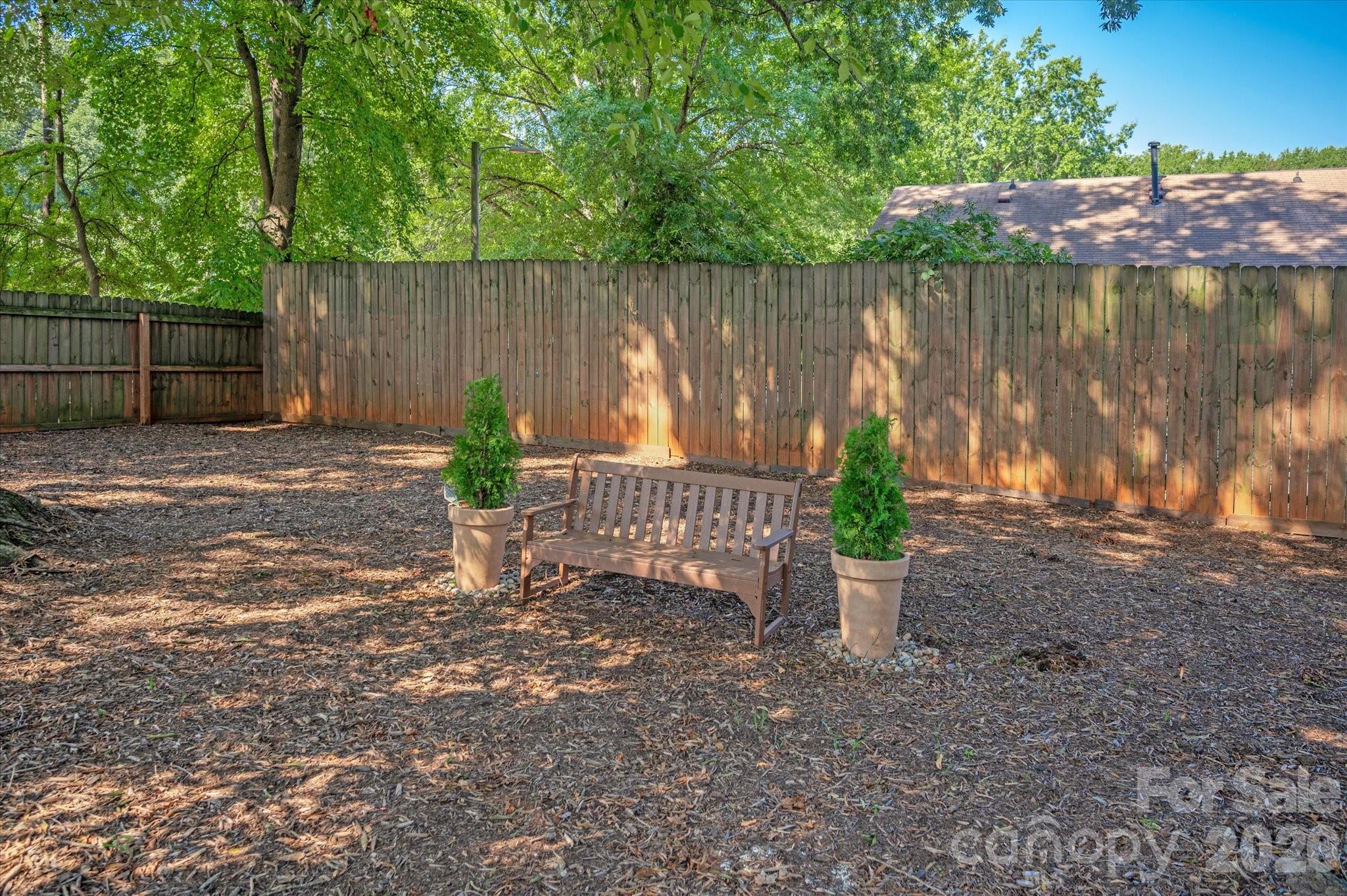 2562 Roseview Lane Property Photo 32