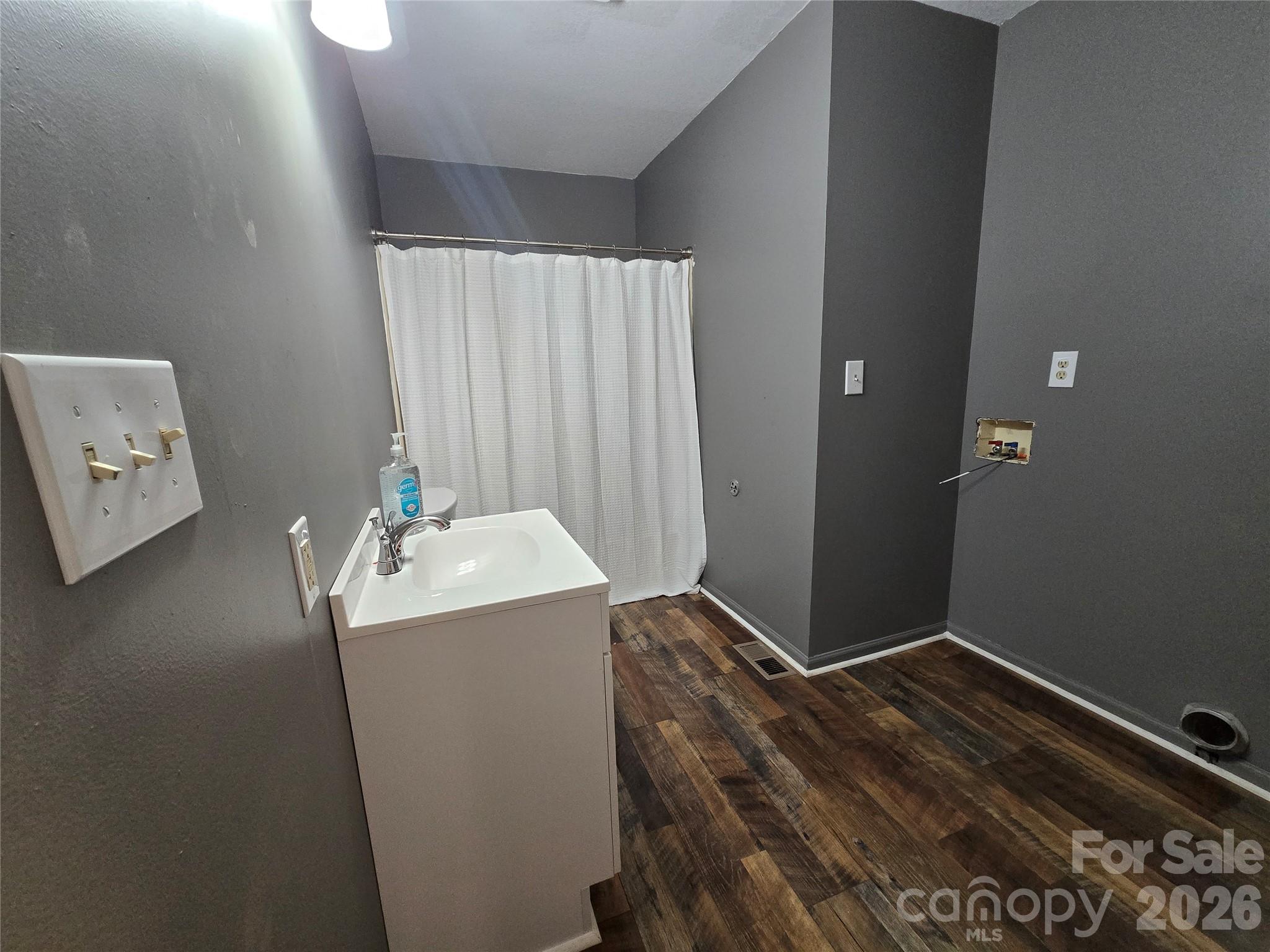 141 Silver Fox Drive Property Photo 24