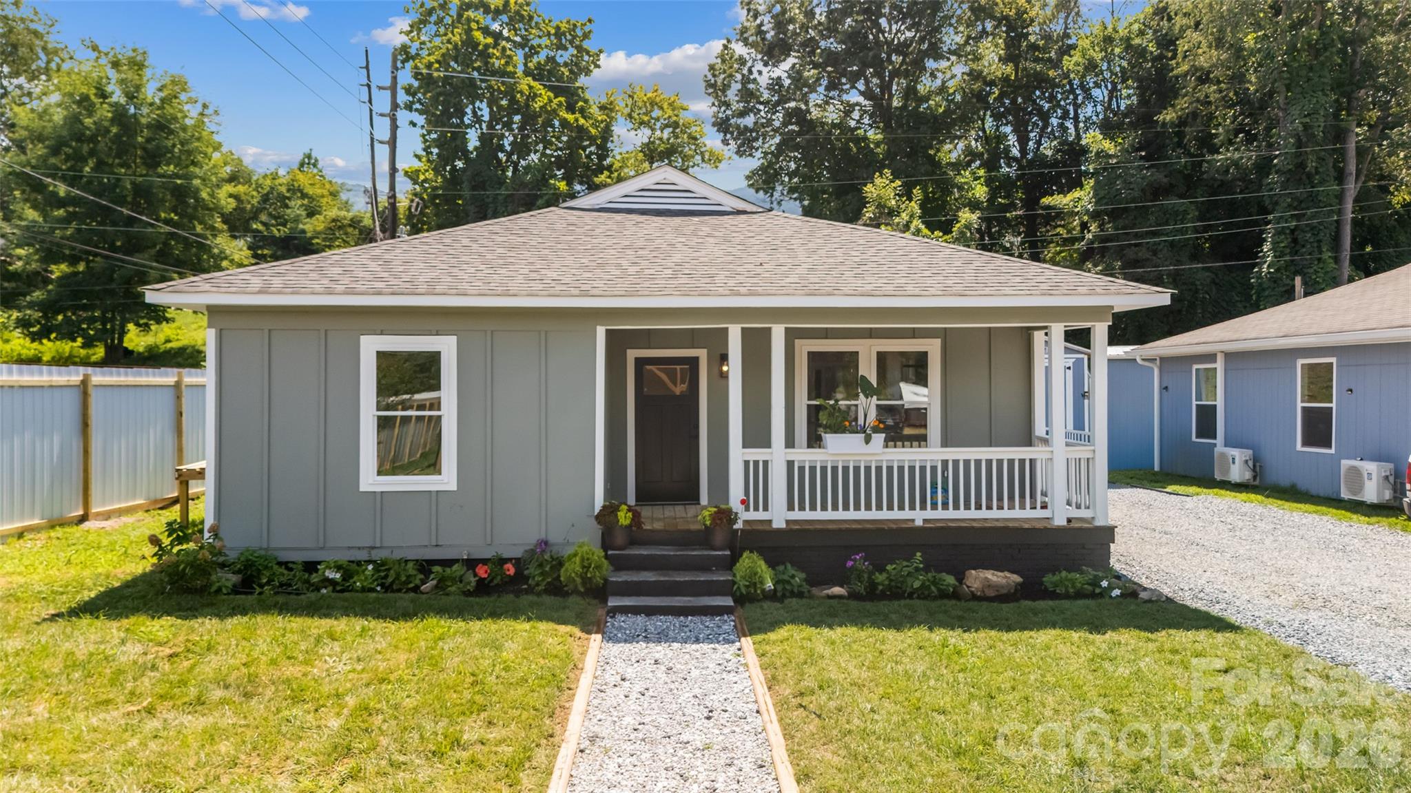 156 Edwards Avenue