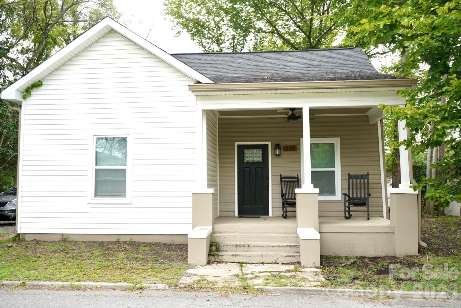 302 Cedar Street Property Photo 1