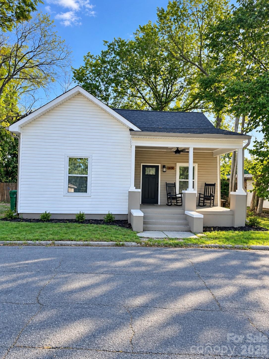 302 Cedar Street Property Photo 1