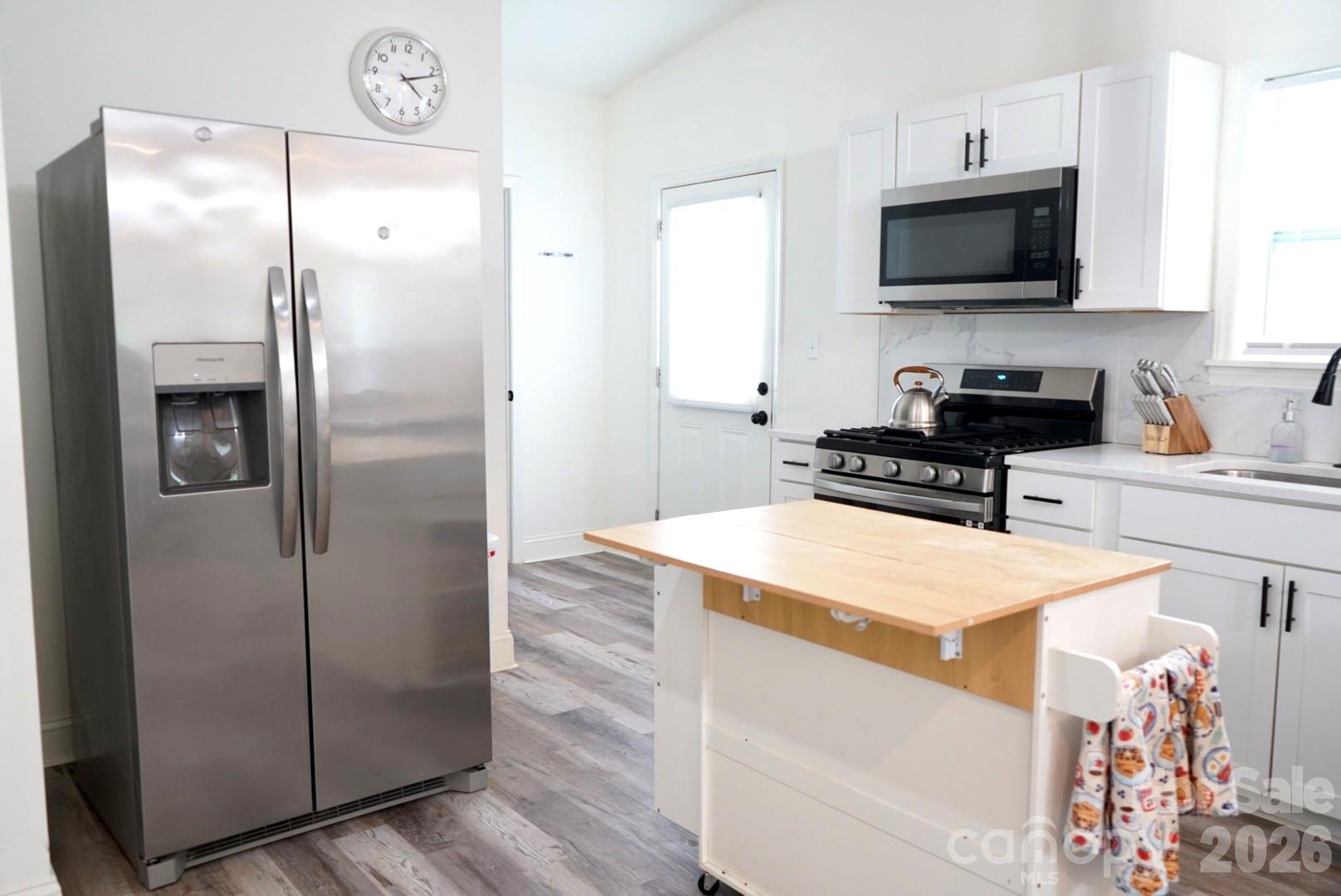 302 Cedar Street Property Photo 4