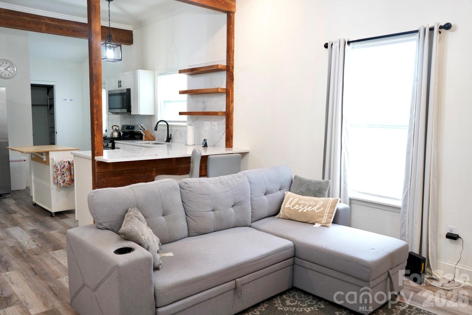 302 Cedar Street Property Photo 8