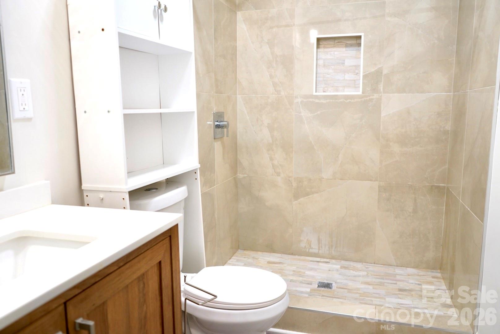 302 Cedar Street Property Photo 12