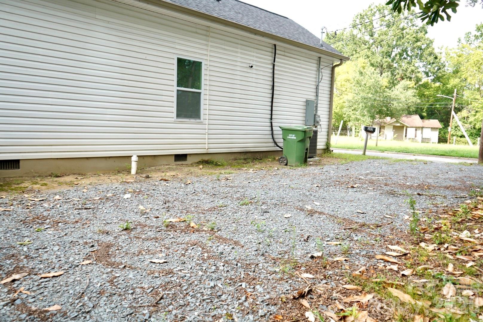 302 Cedar Street Property Photo 23