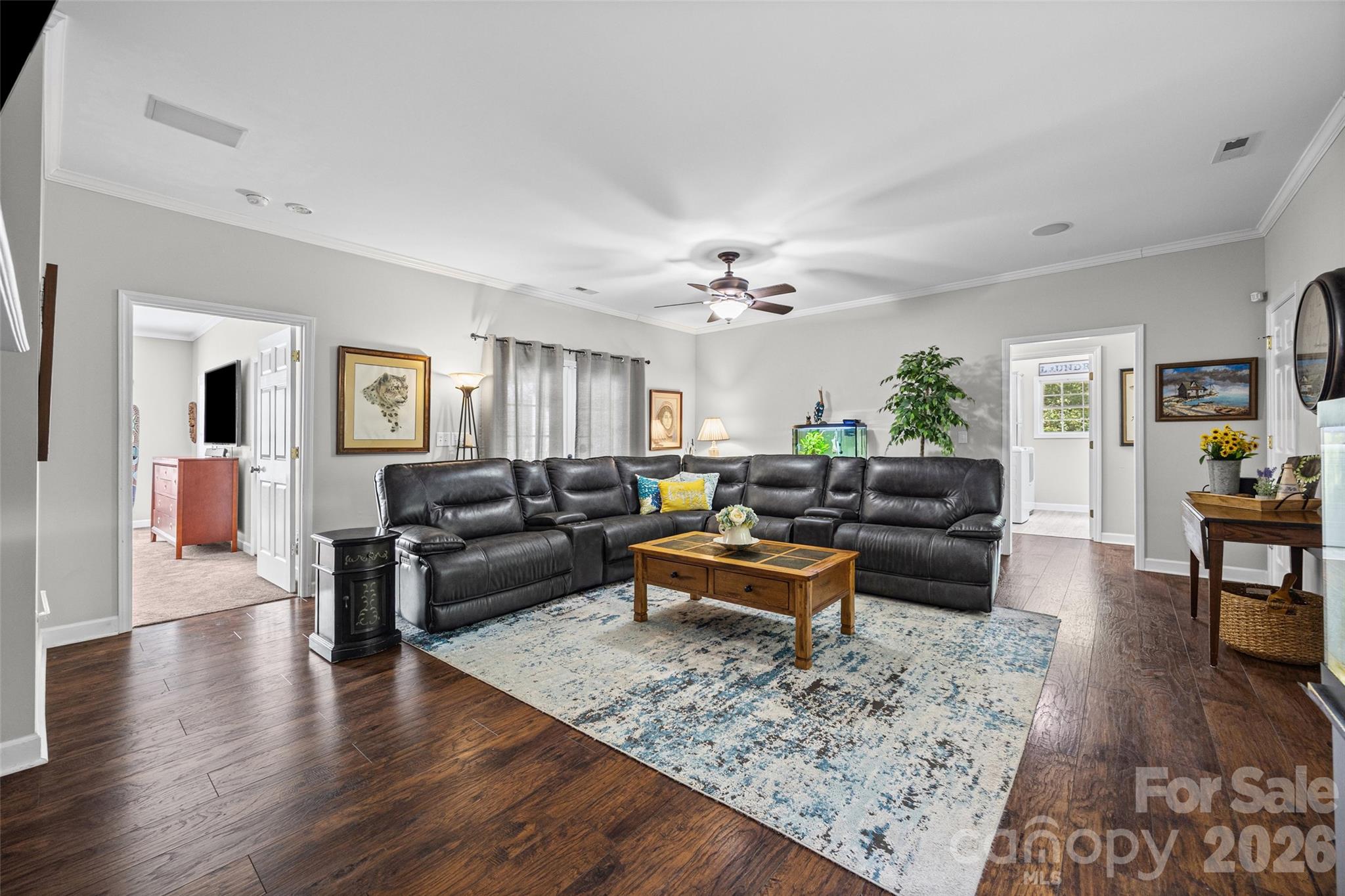 1566 Dirt Road Property Photo 4