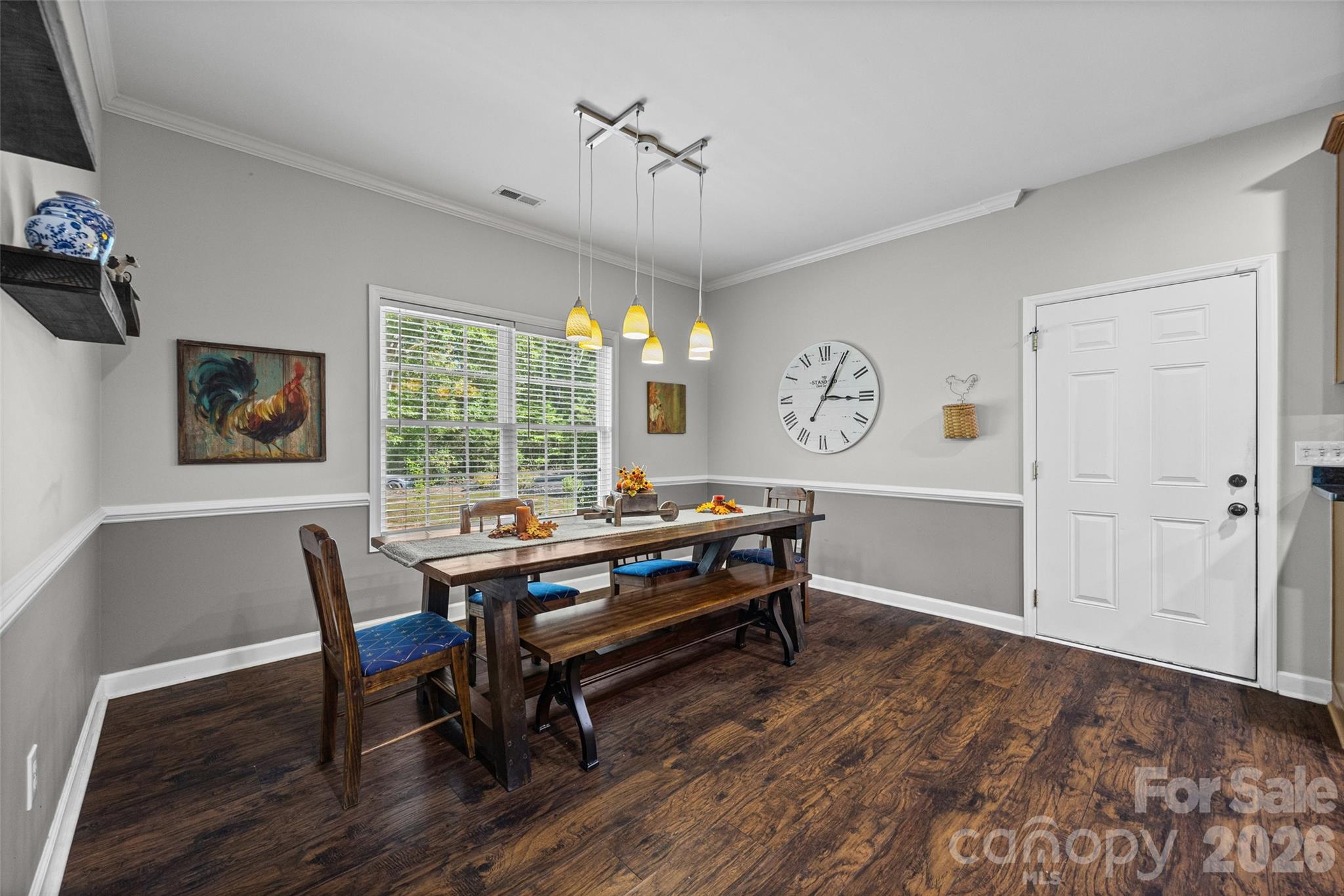 1566 Dirt Road Property Photo 6