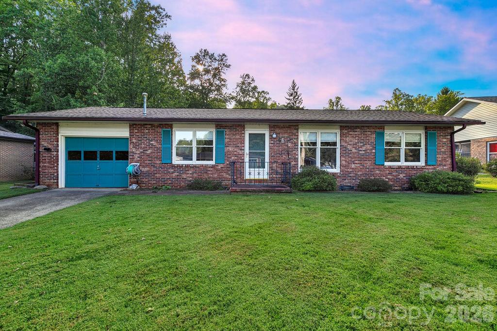 234 Resada Drive Property Photo 1