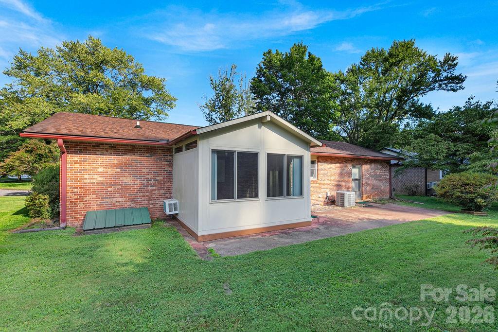 234 Resada Drive Property Photo 28