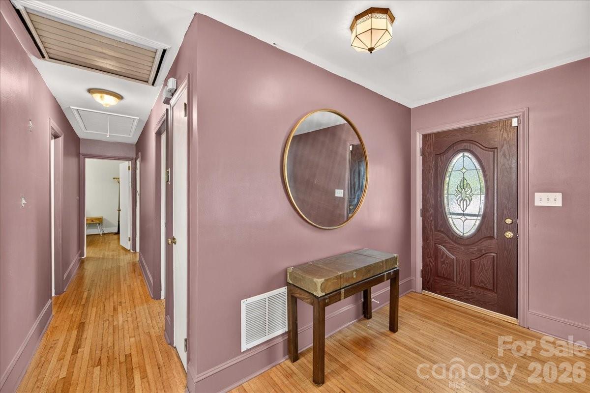 1442 Plumcrest Drive Property Photo 2