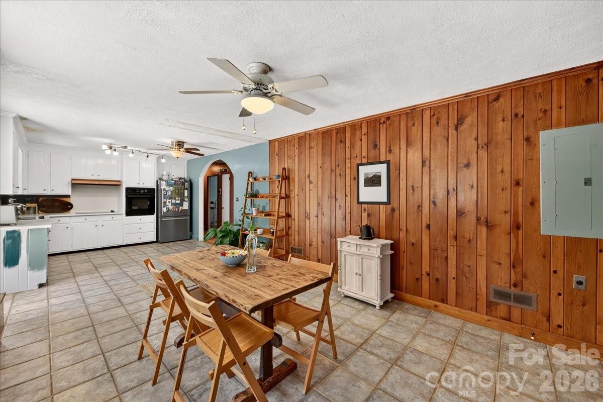 1442 Plumcrest Drive Property Photo 12
