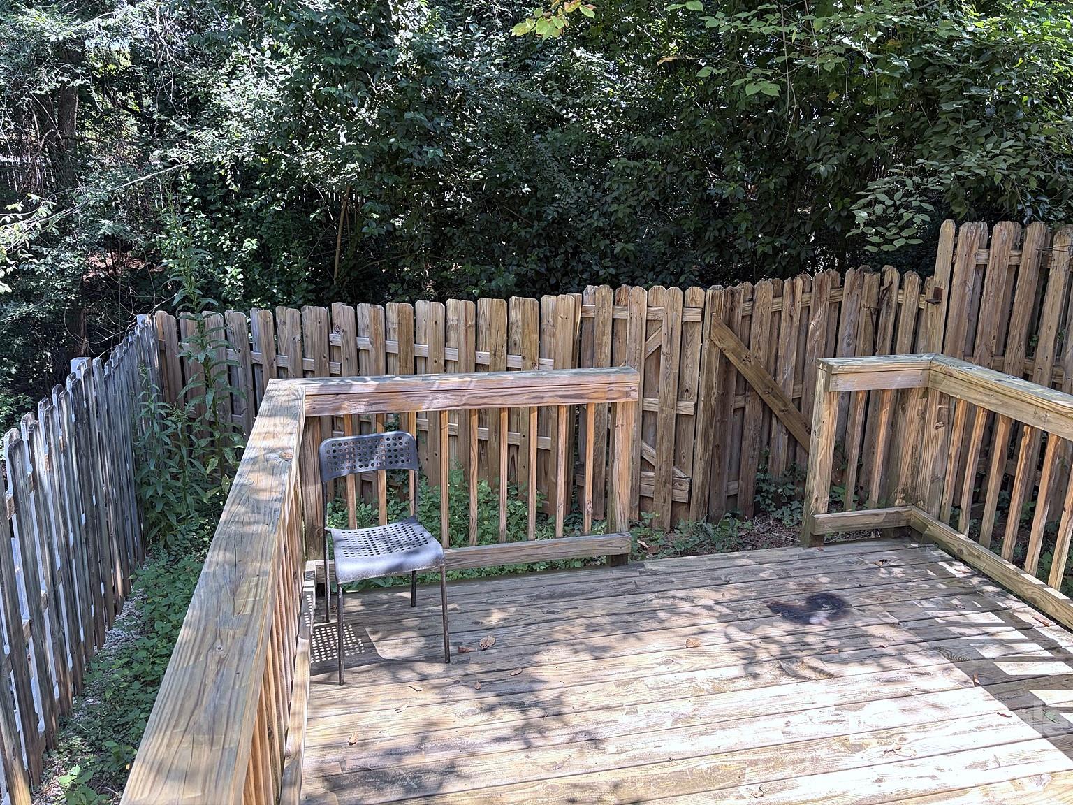 1365 Maple Shade Lane Property Photo 5